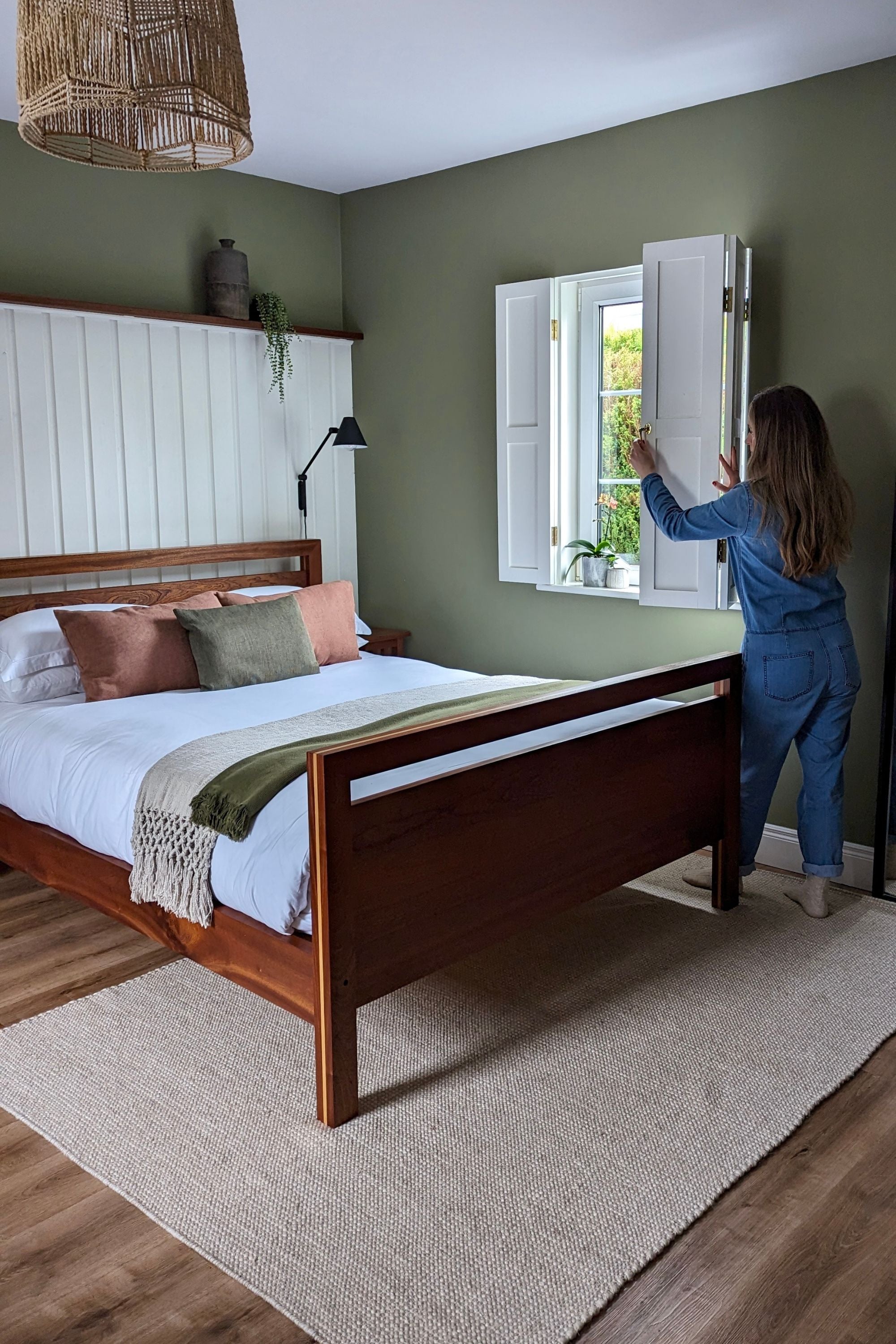 Simple beige textured area rug