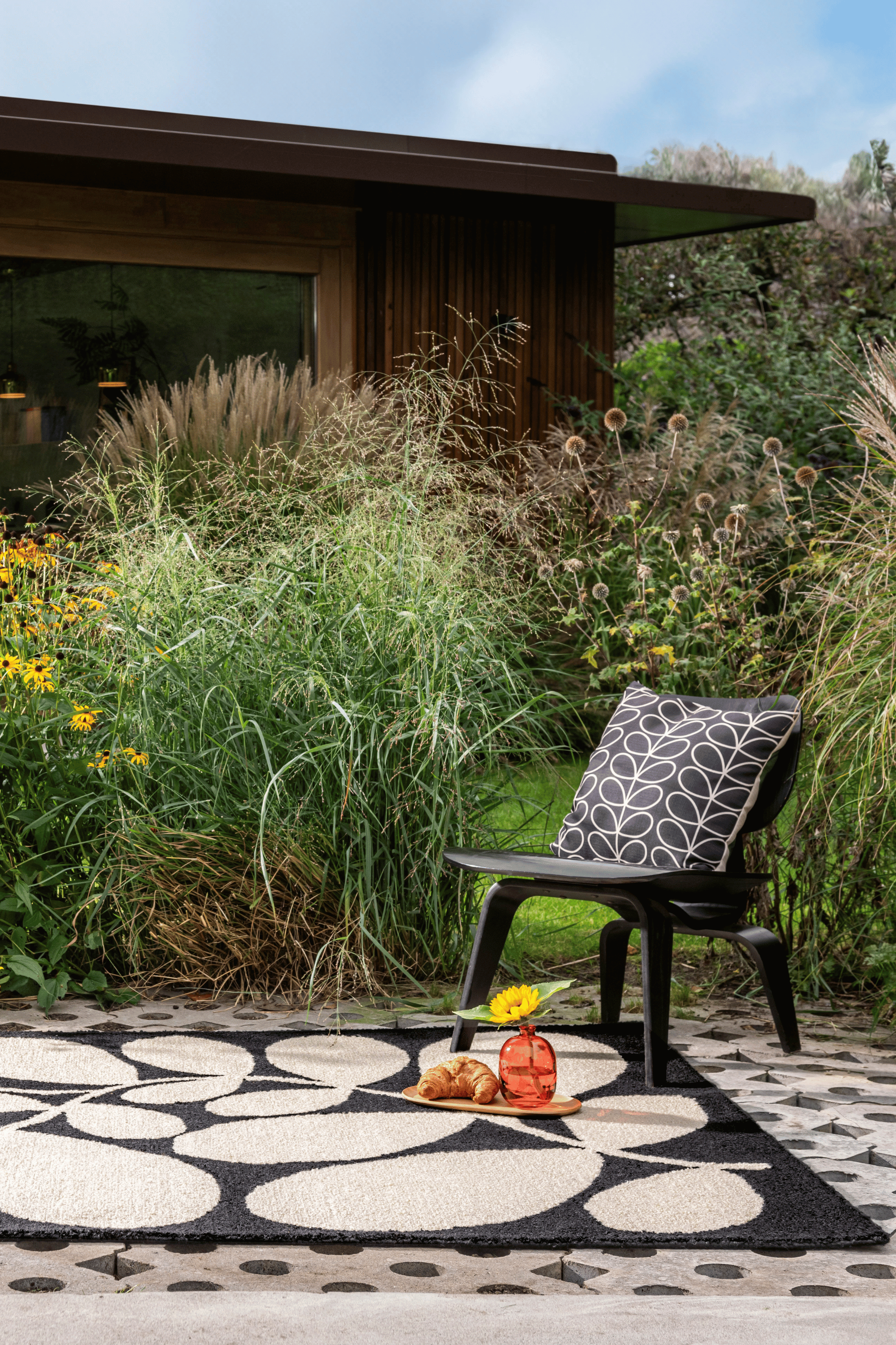 Orla Kiely Sycamore Black Outdoor 464205