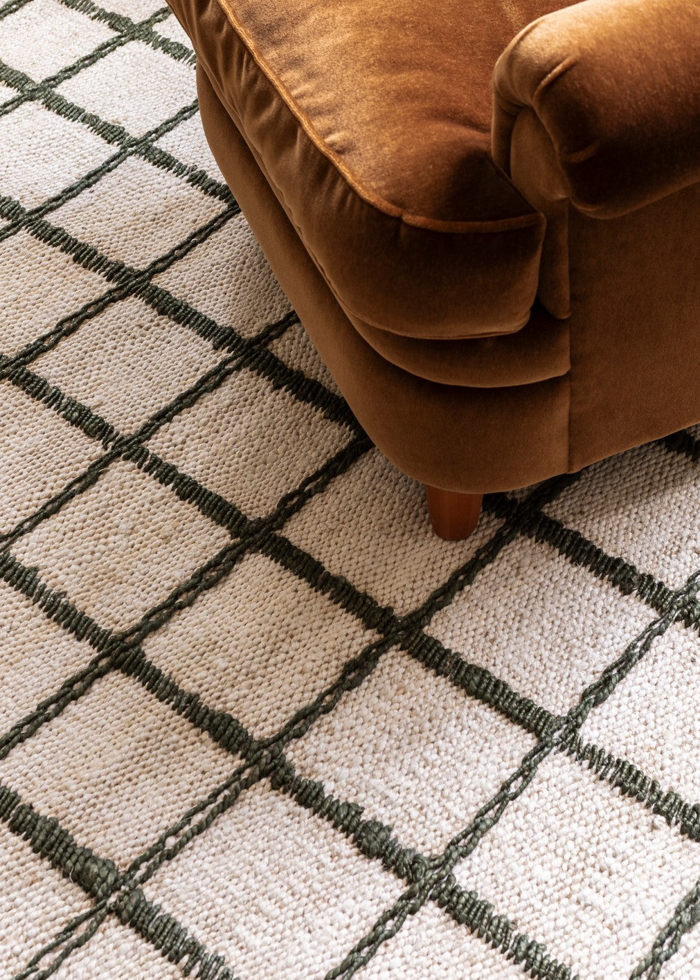 Strata Braided Jute Green Runner