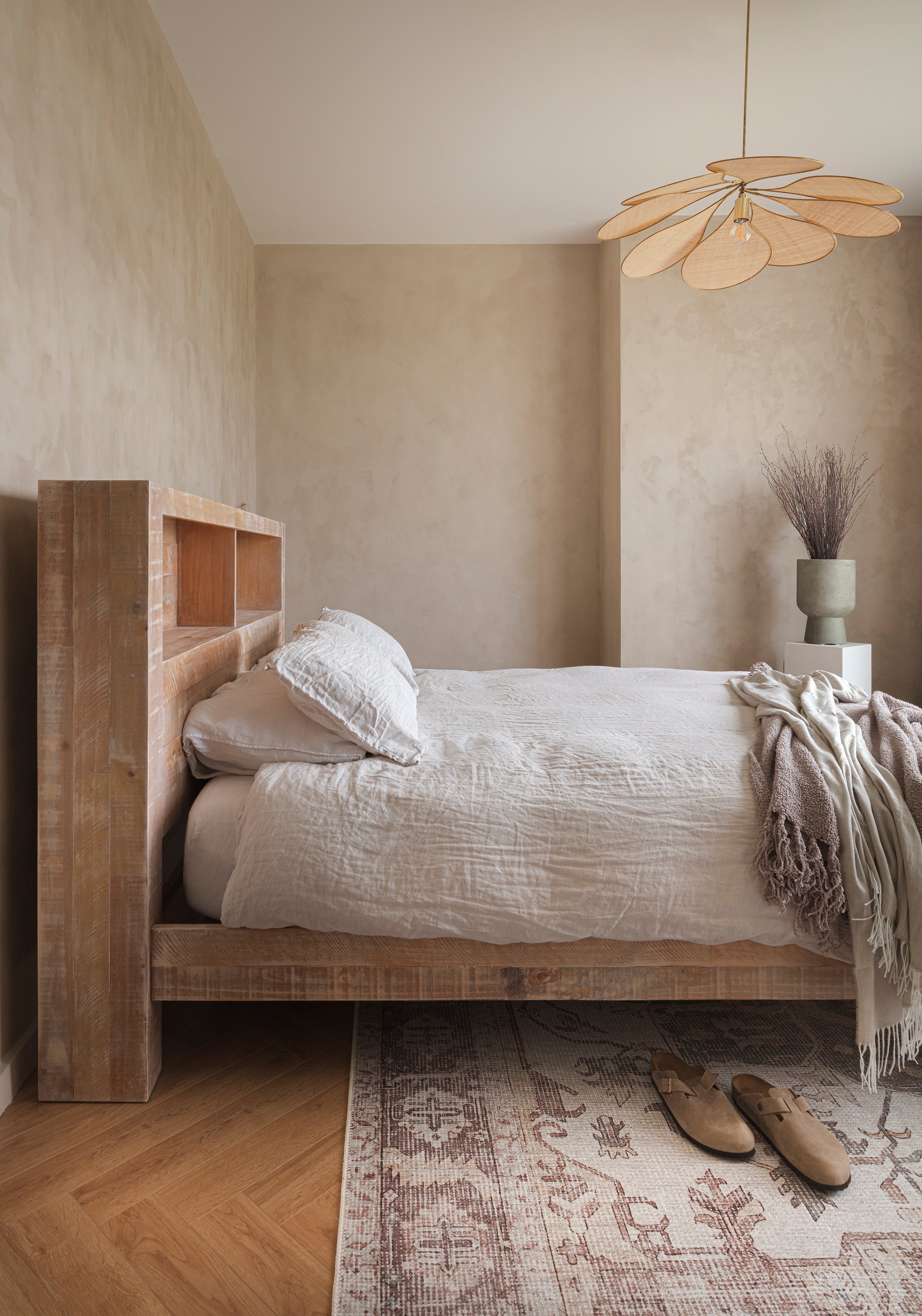 Bordered brown vintage style rug