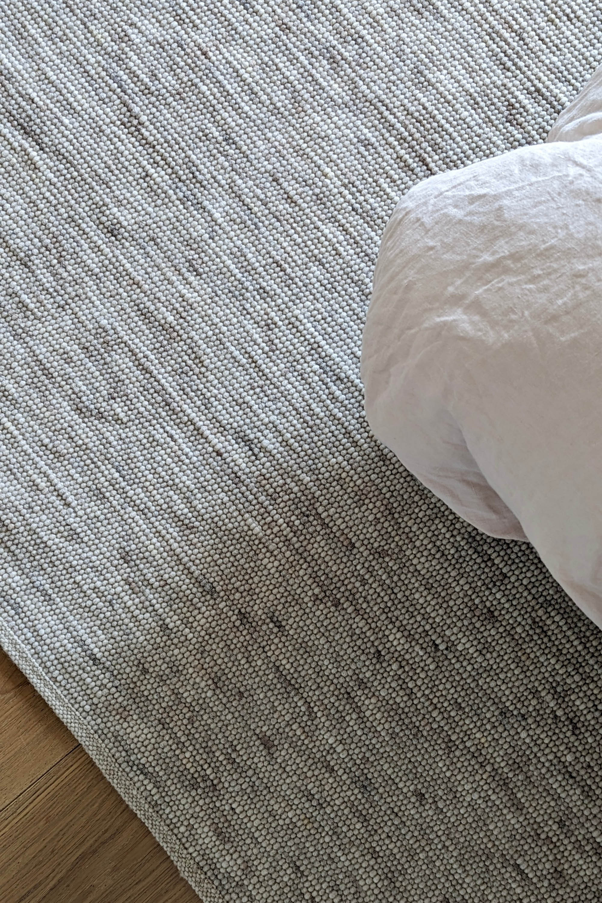 Luxury plain grey woven rug