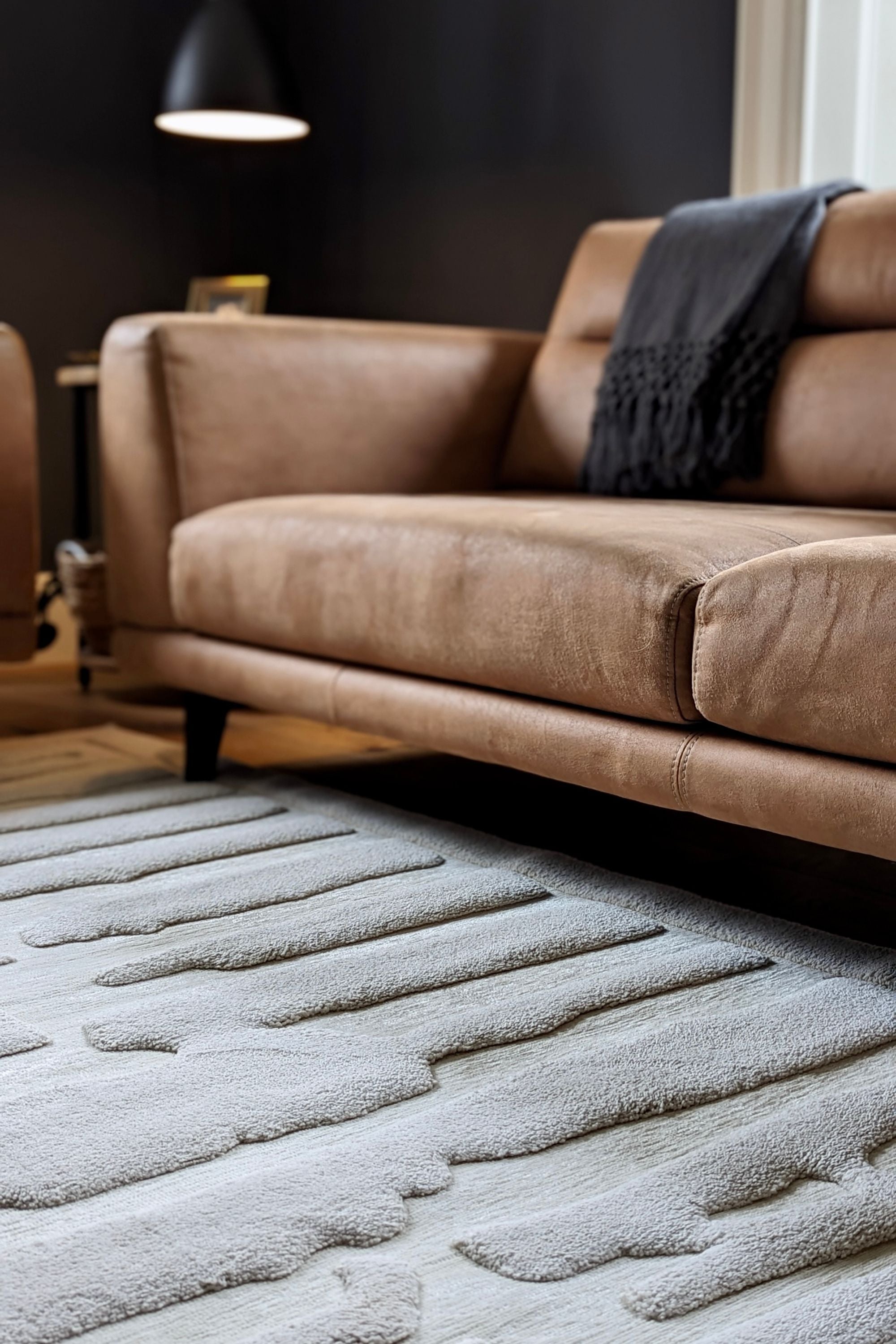 Cream rug with high-low pile and minimal geometric pattern 