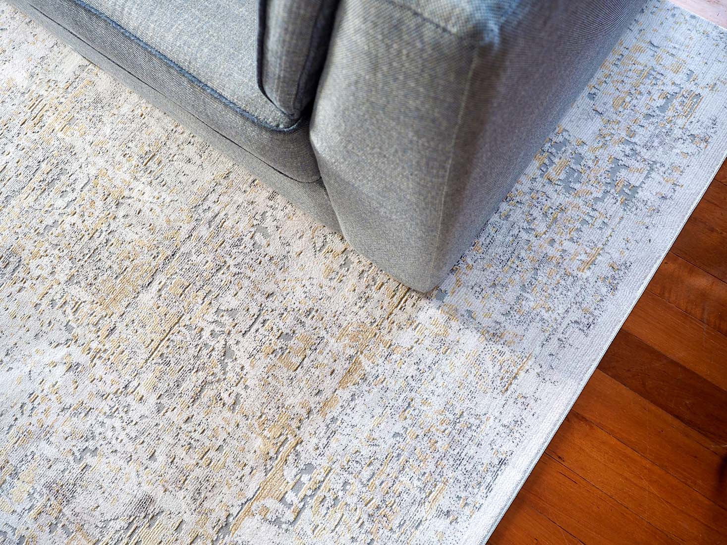 Home Collection Crawford Gold Persian Style Rug