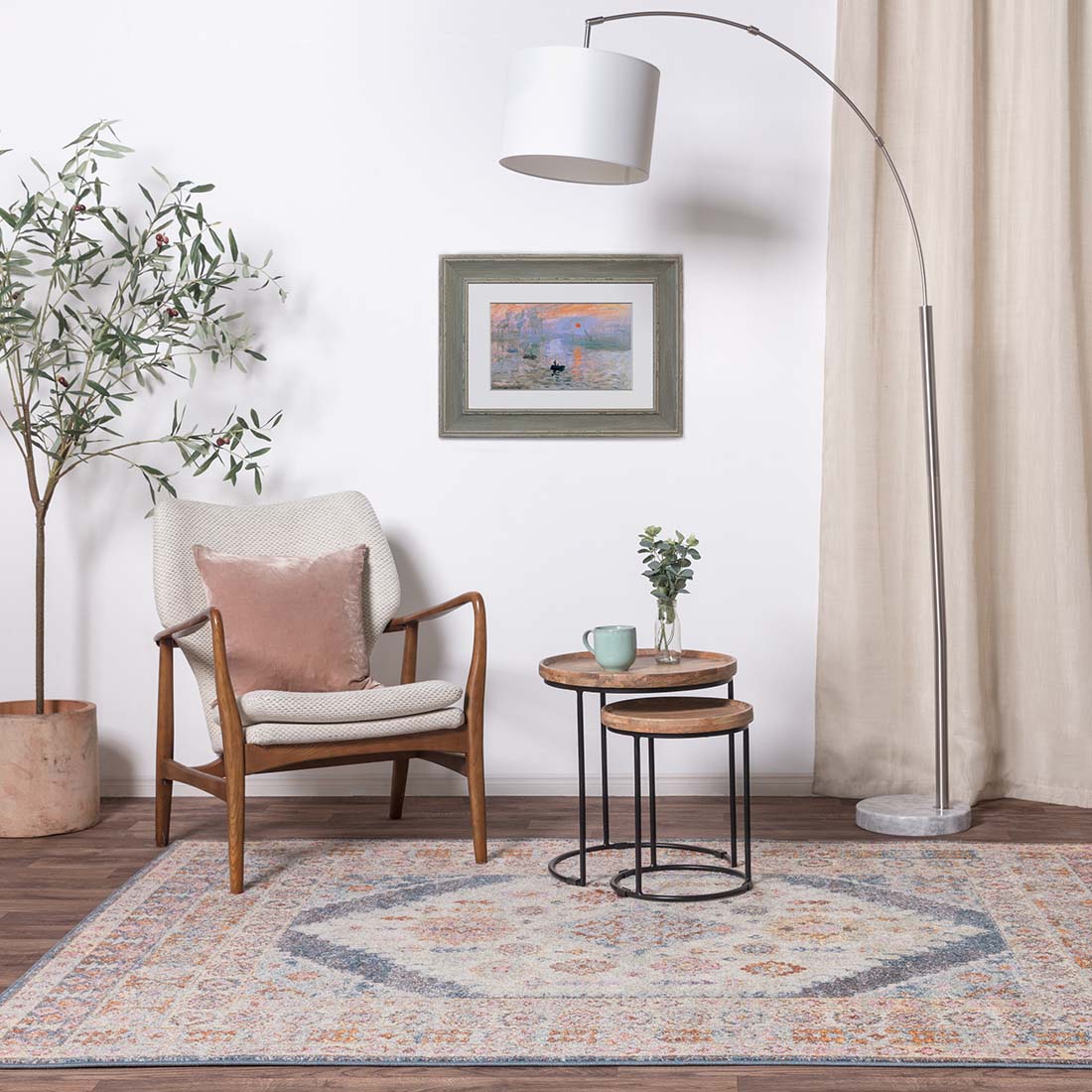 Flores Fiza Classic Persian Medallion Rug FR06