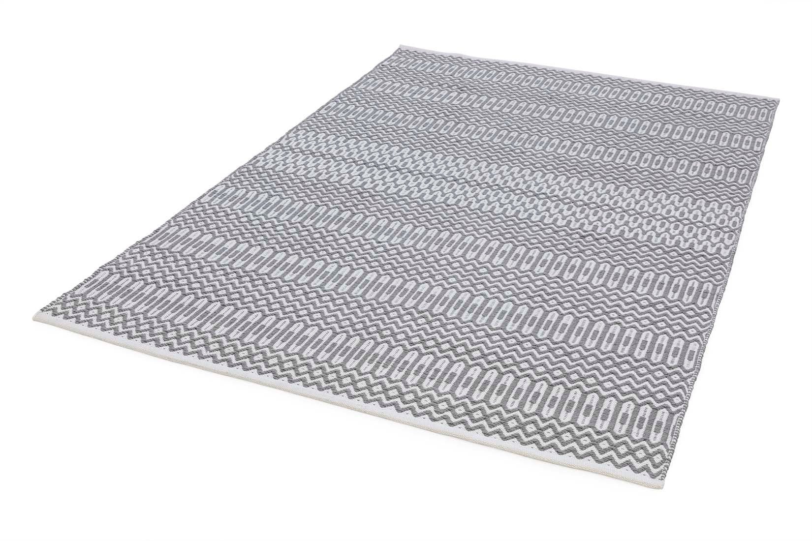grey indoor/outdoor rug with geometric design