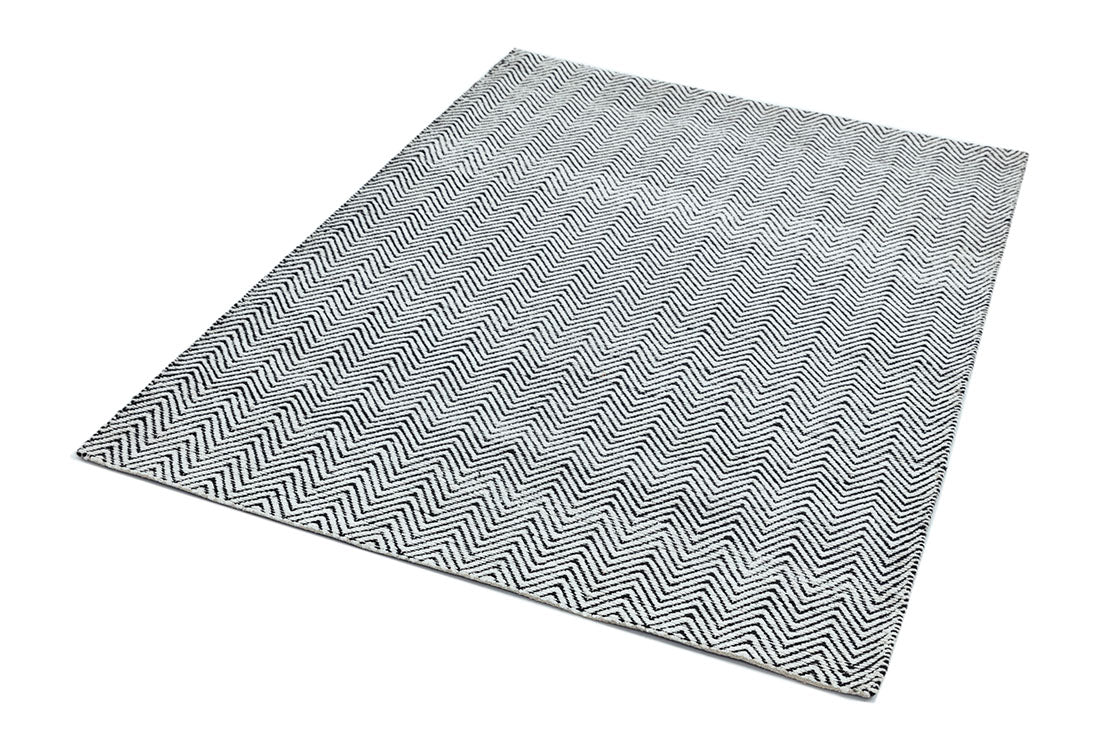 Ives Rug Black White