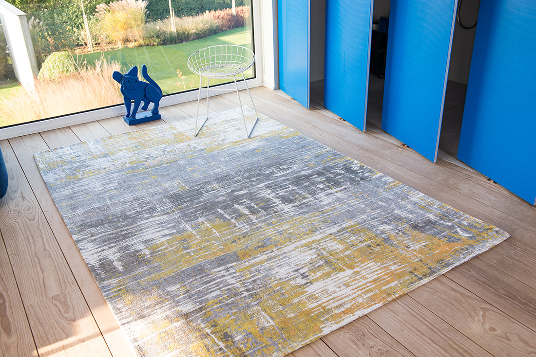 Flatweave rug with abstract stripe pattern in yellow, grey and ivory white