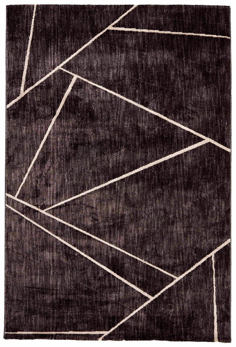 Black rug with minimal cream geometric pattern