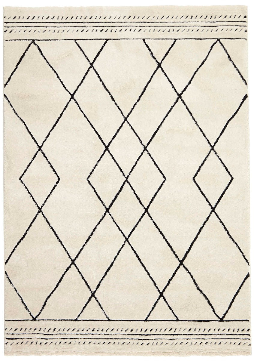 Plain cream Moroccan style rug with minimal geometric pattern
