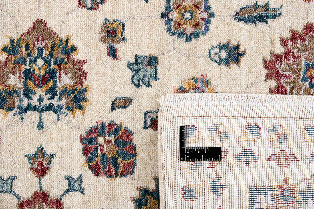 Traditional multicoloured Ziegler-style rug with floral motif