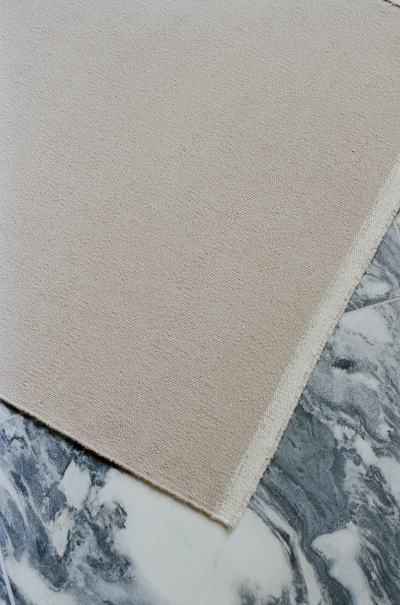 Linie Design Modest Ease Beige Runner
