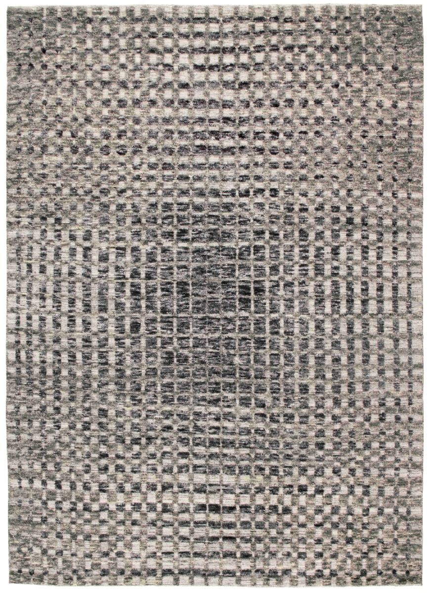 grey area rug with geometric pattern