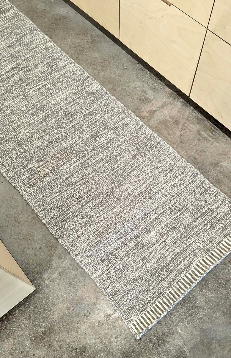 plain grey flatweave runner