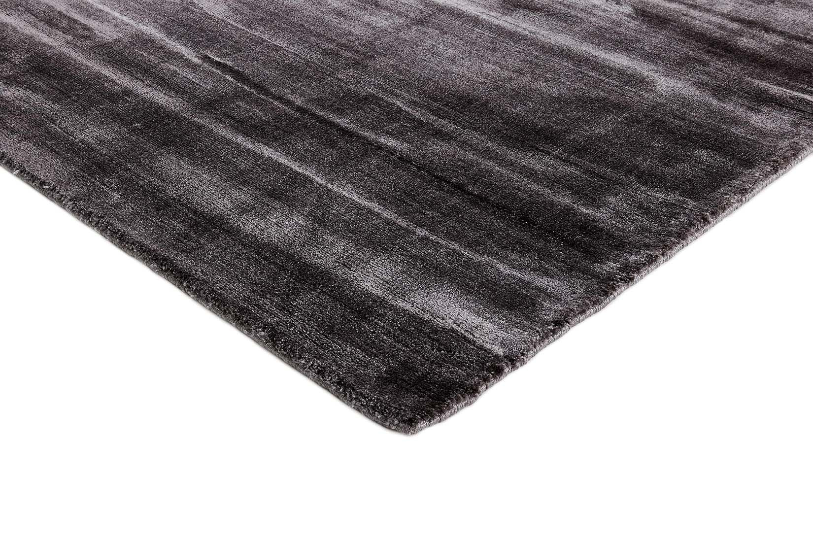 Illusion Charcoal