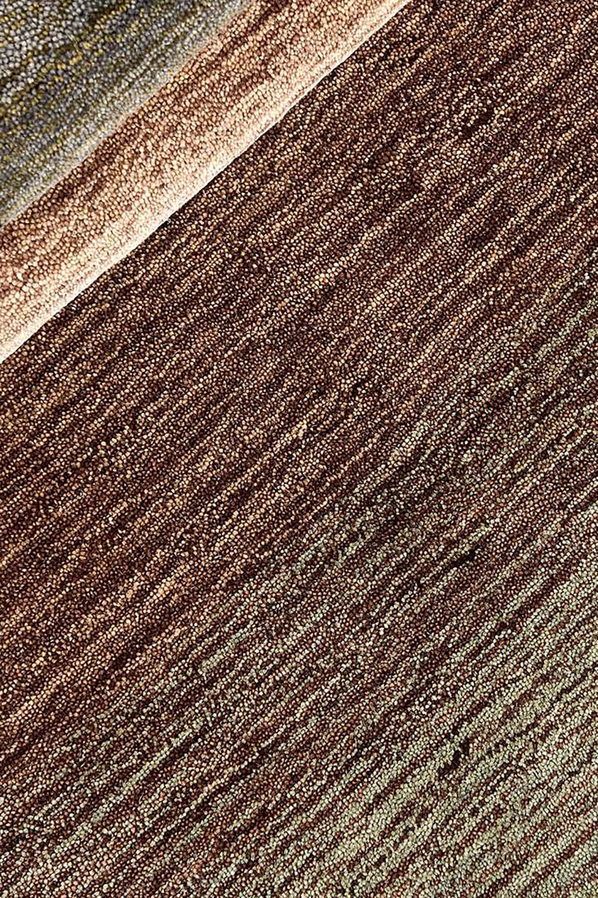 green, brown and cream ombre runner