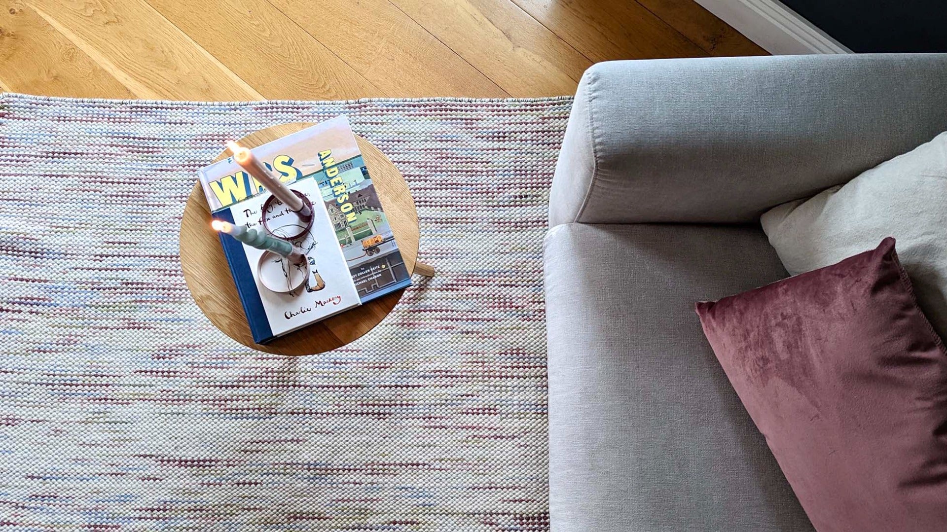 Multicolour textured area rug