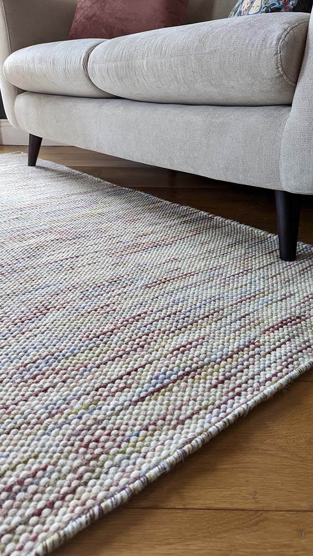 Multicolour textured area rug