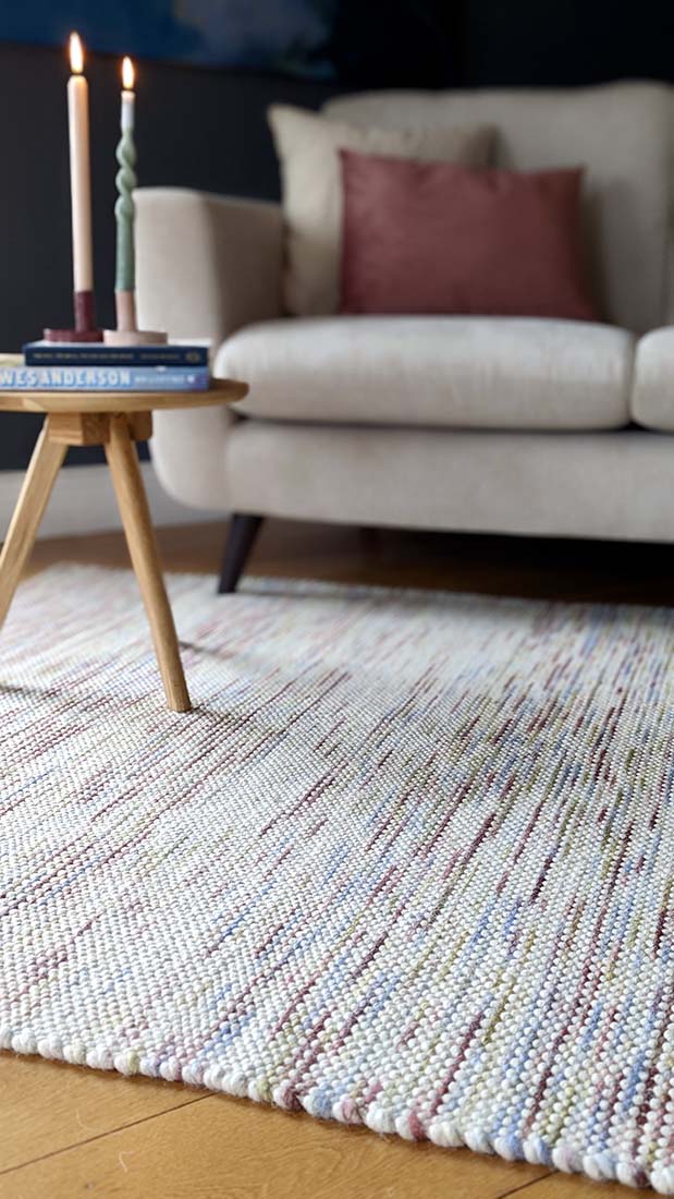 Multicolour textured area rug