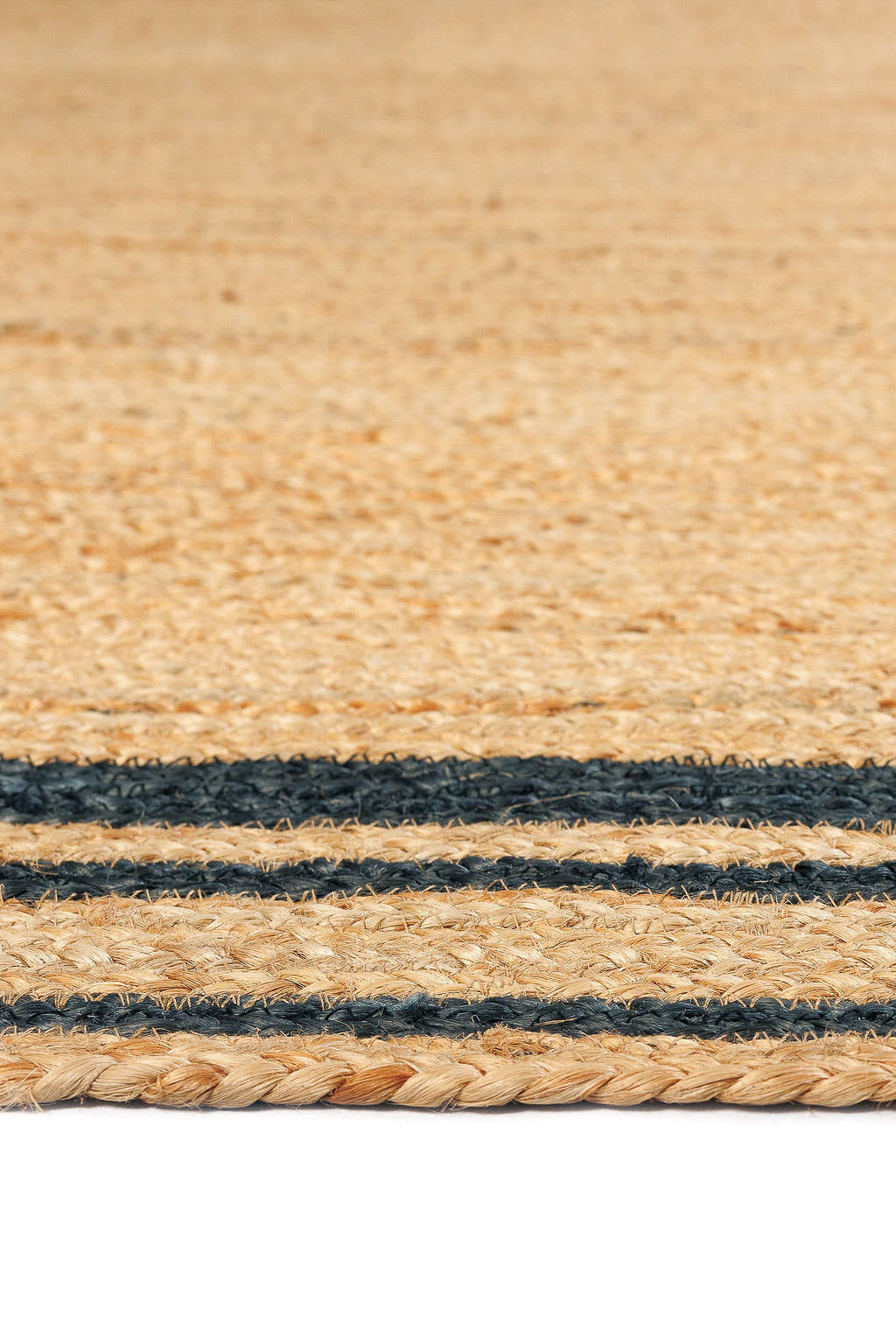 jute runner with a black border