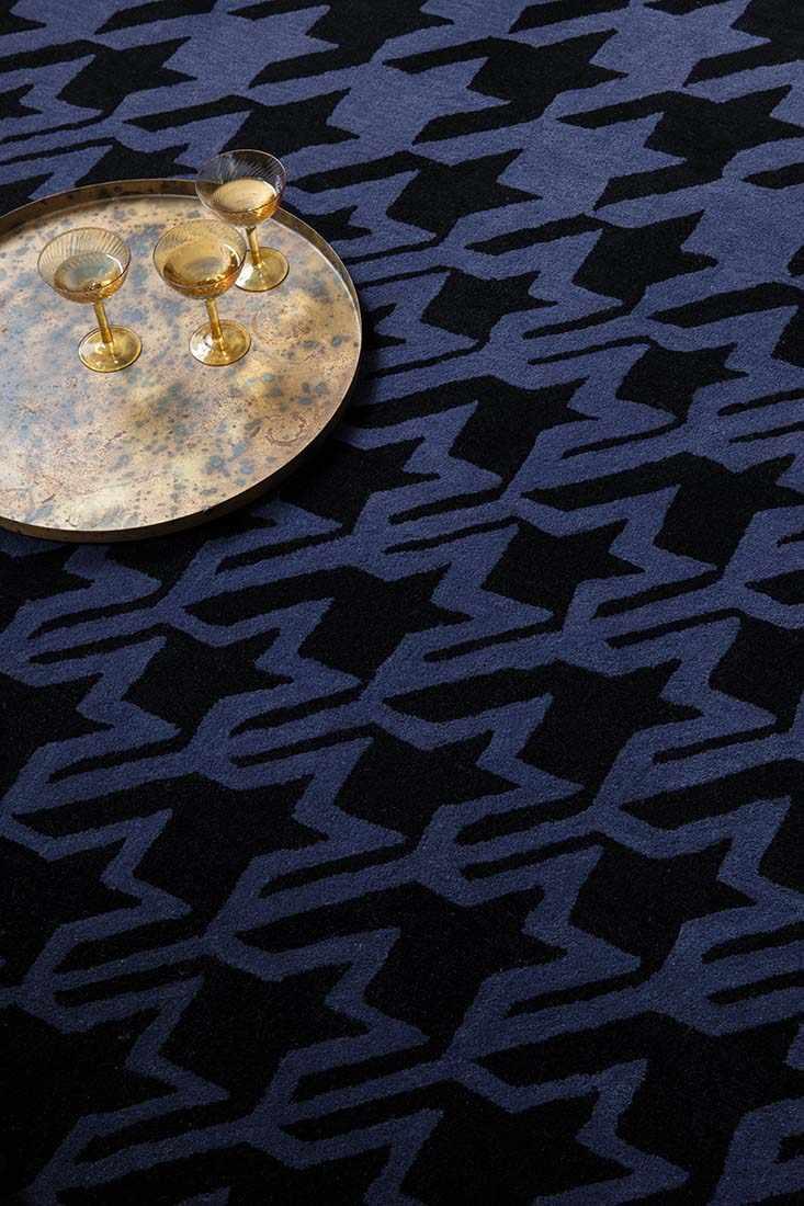 houndstooth wool rug in blue and black