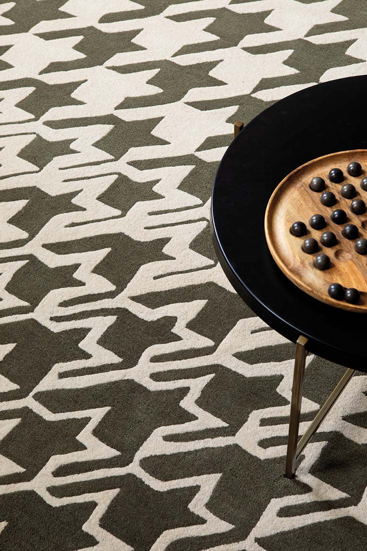 houndstooth wool rug in beige and brown