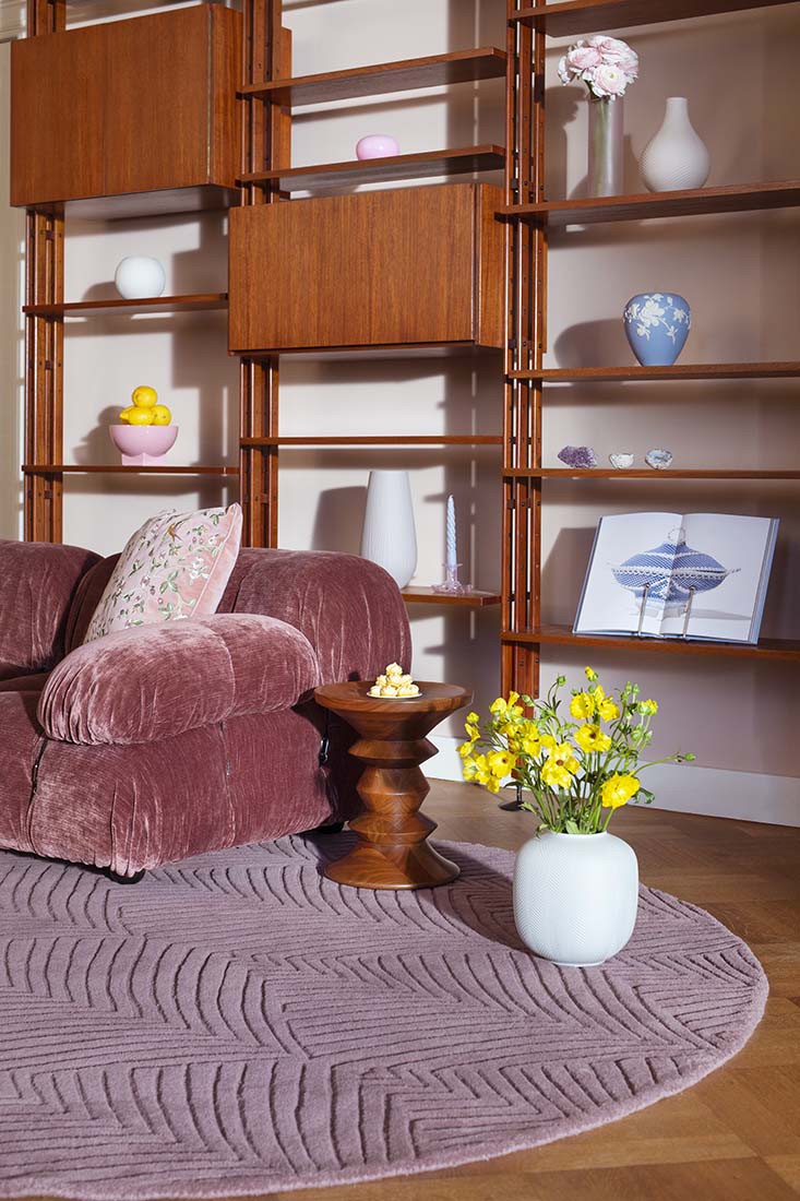 Rectangular mink rug with engraved leaf pattern