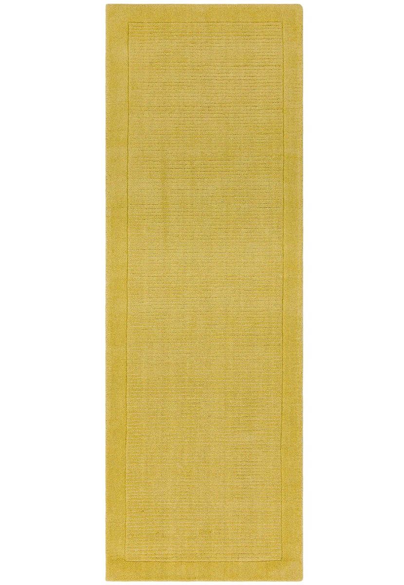 Plain yellow york runner