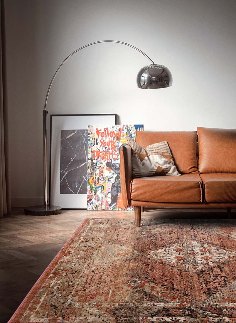 Zola Tark Traditional Persian Style Rug