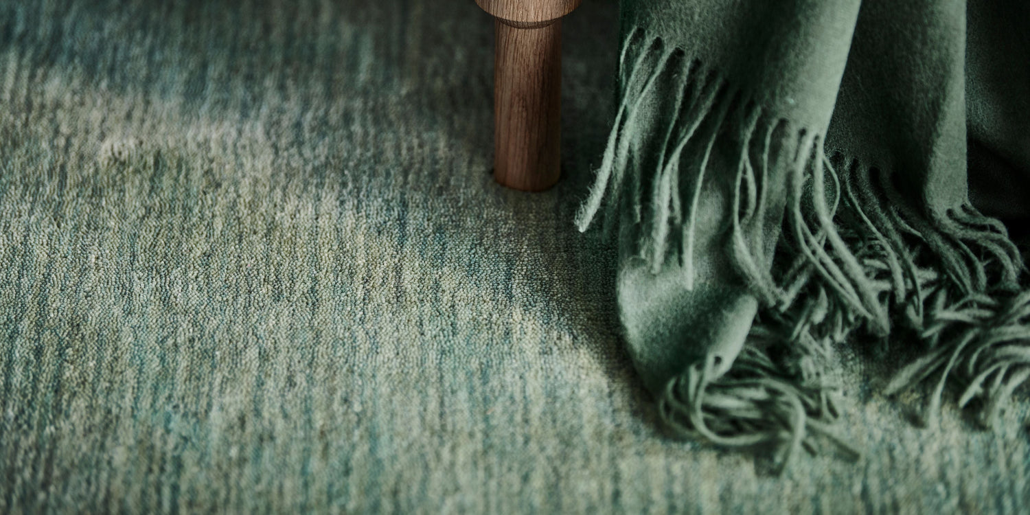 How to Decorate with Green Rugs