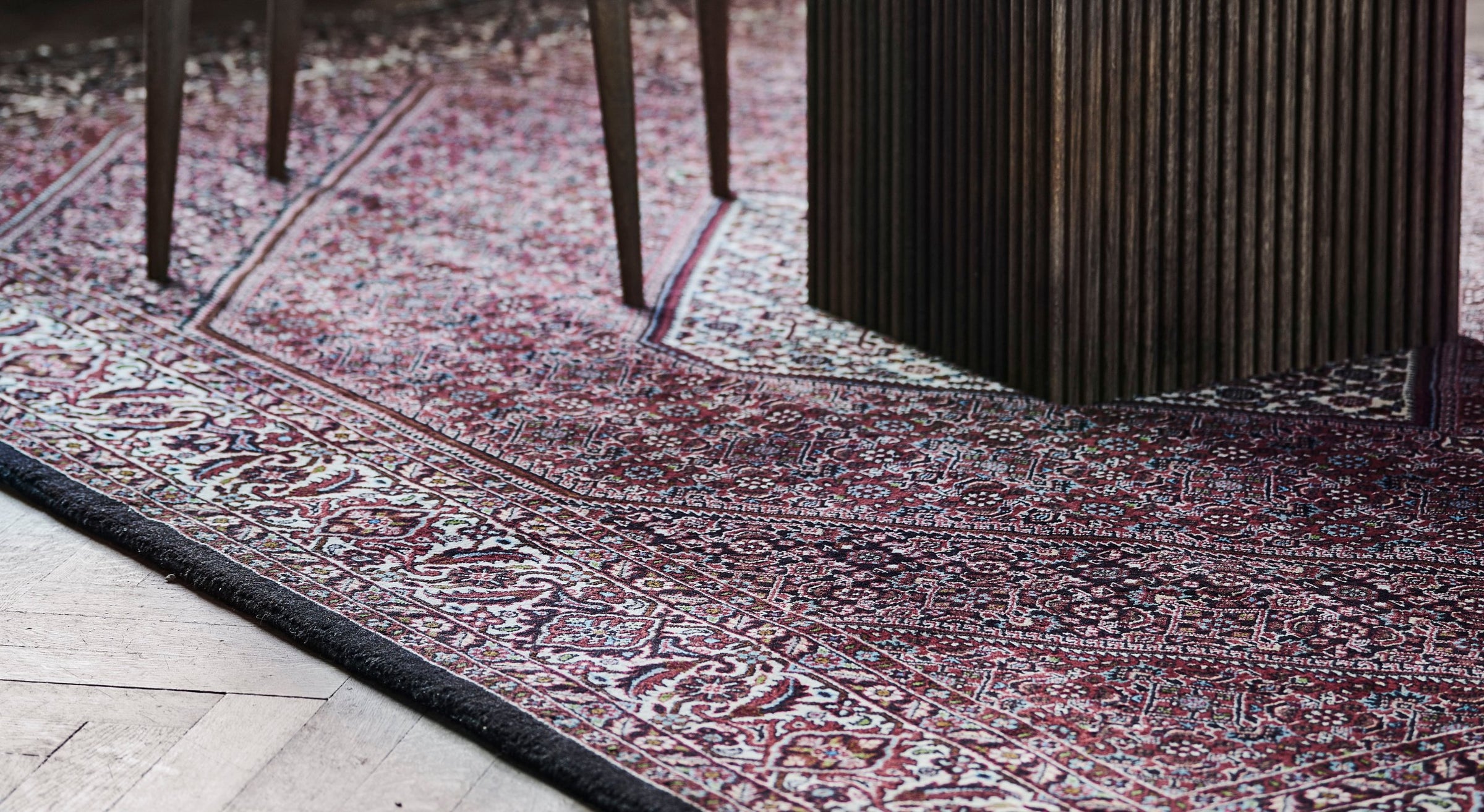Authentic Persian & Oriental Rugs | Rugs.ie
