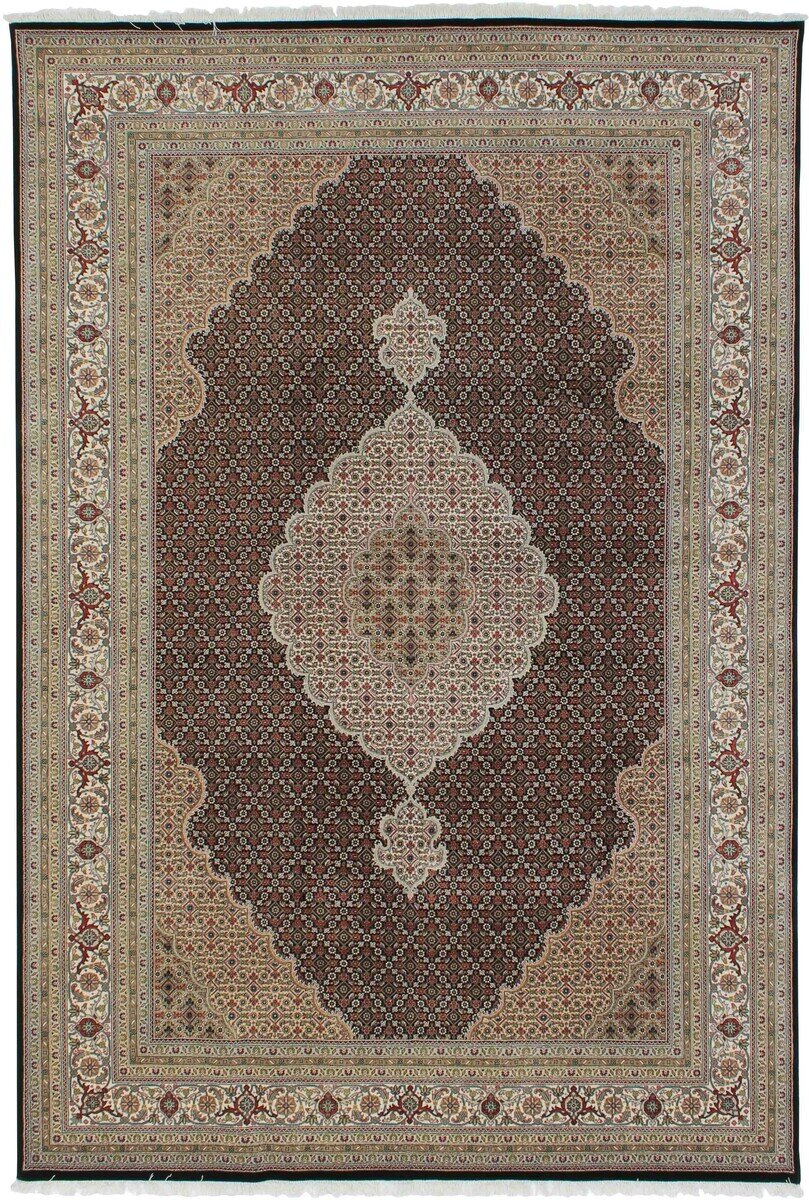Tabriz Royal