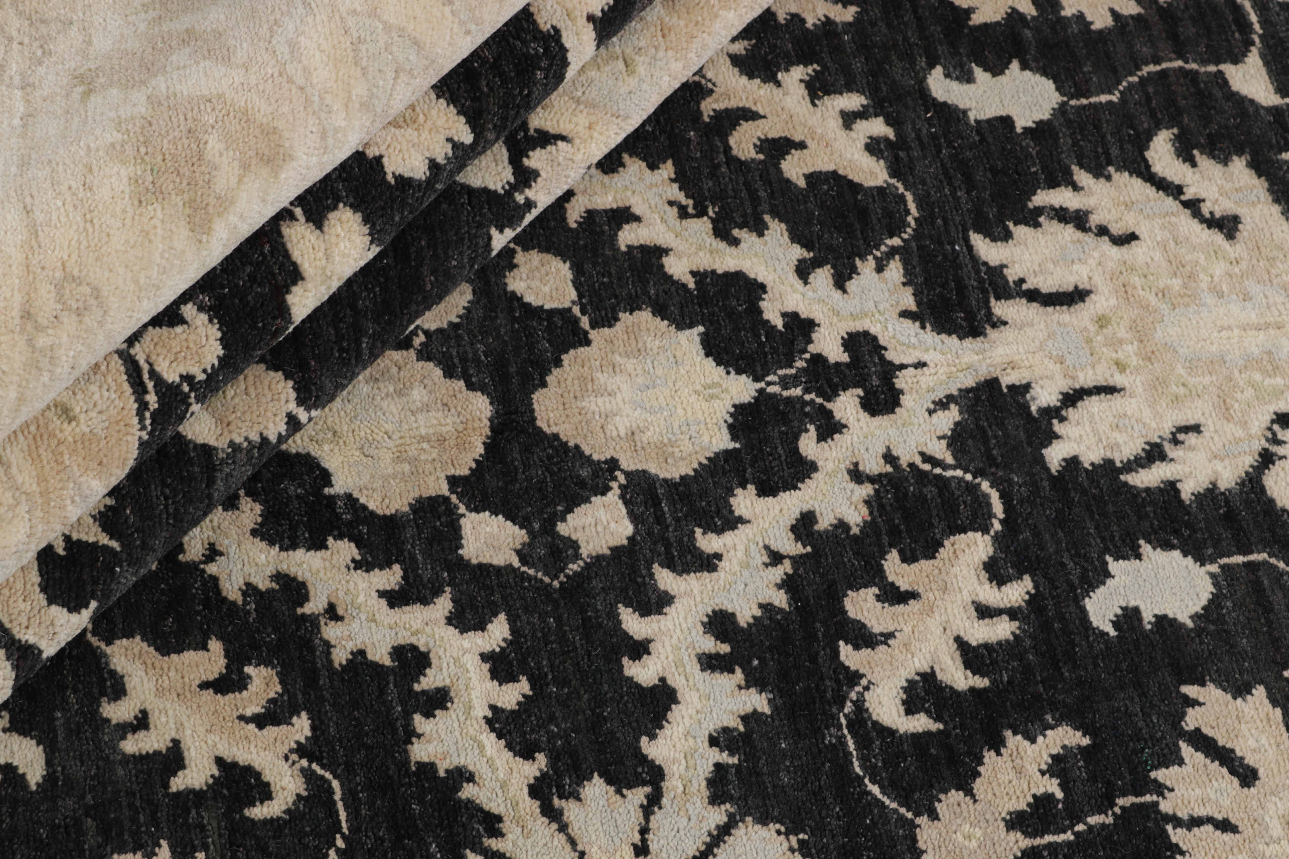 Authentic oriental rug with delicate floral pattern in beige and black