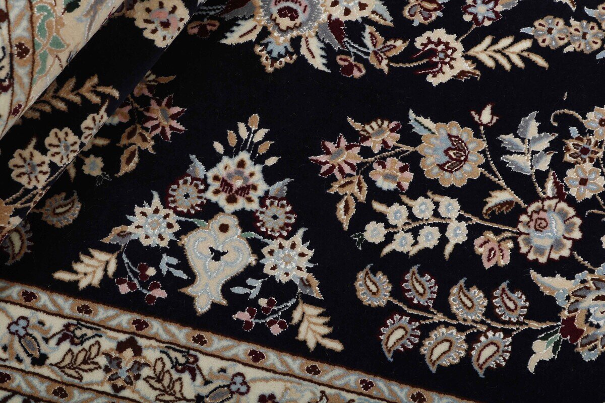 Nain Extra Fine Silk