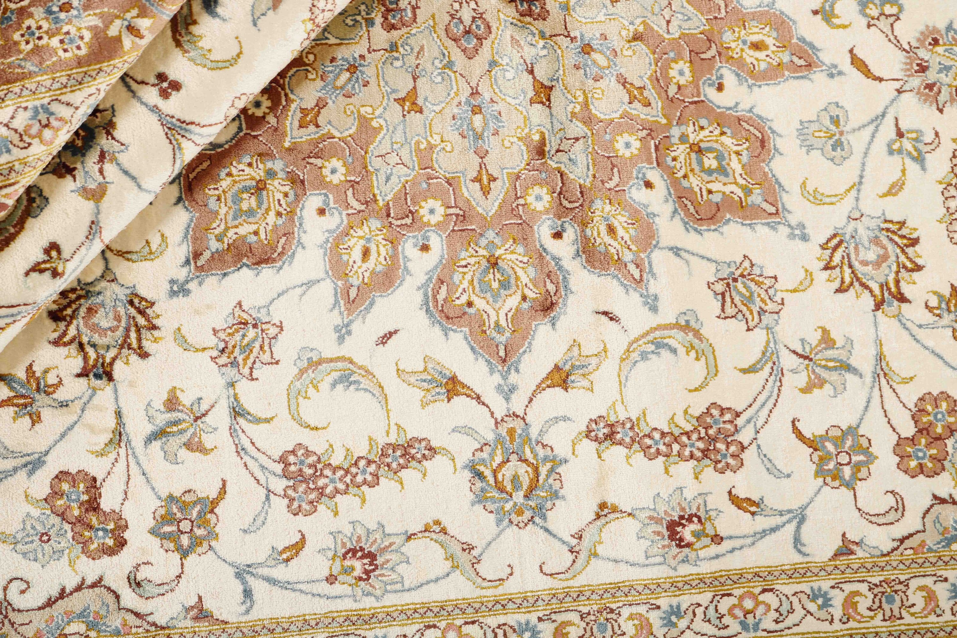 Ghom Silk 1259451