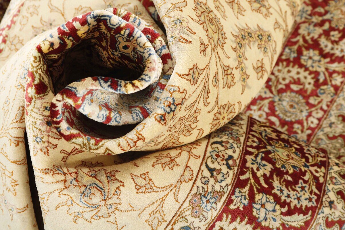 Ghom Silk 1259456