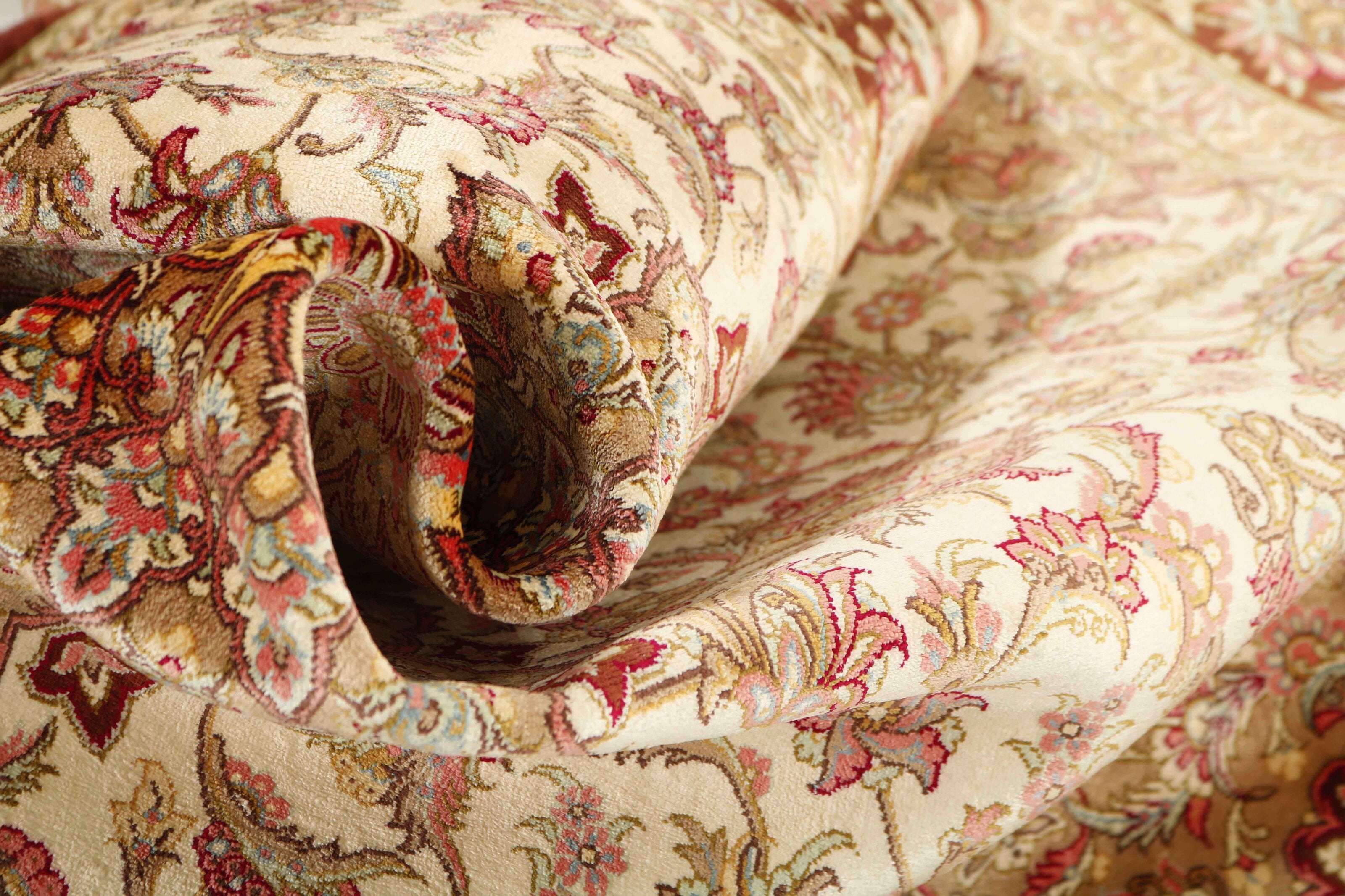 Ghom Silk 1259479