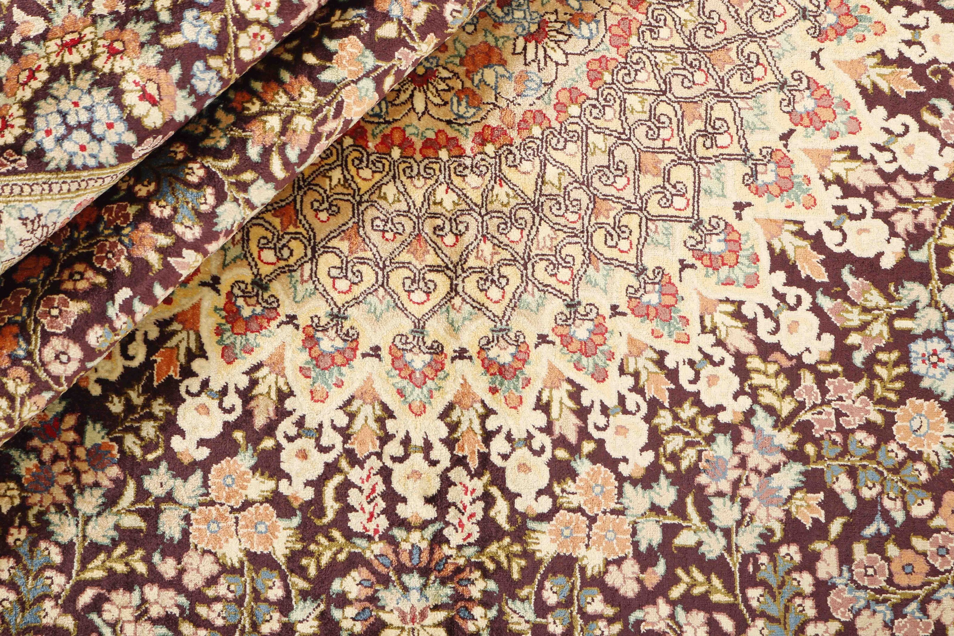 Ghom Silk 1259562