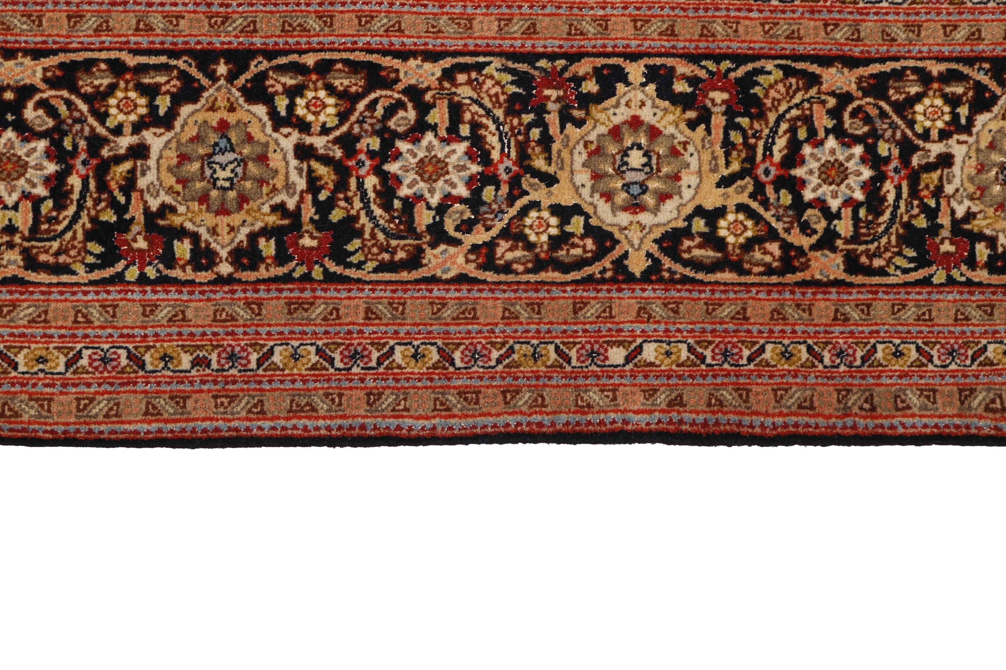Tabriz 50 Mahi 1259684
