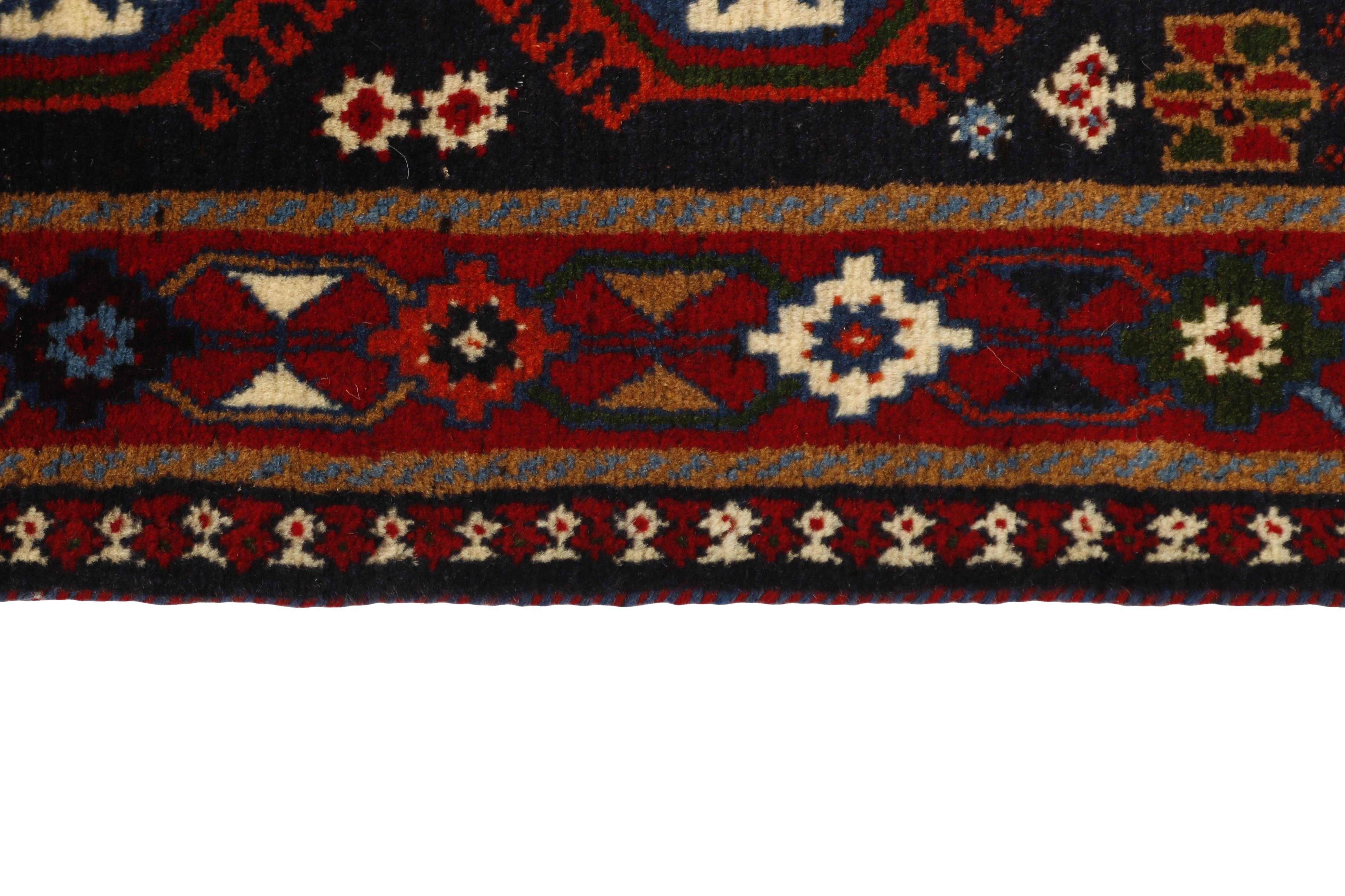 multicolour Authentic persian rug with a traditional design