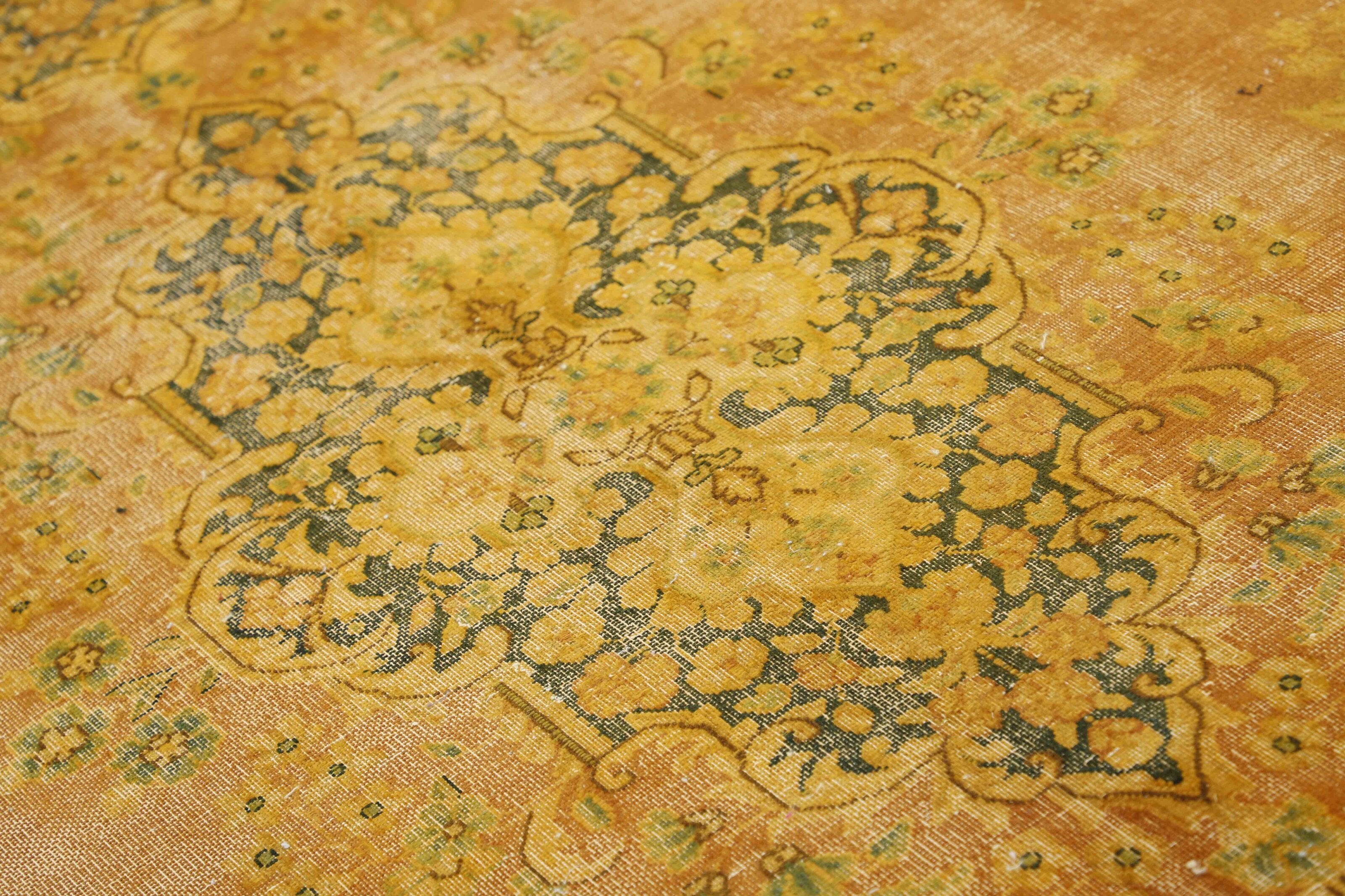 Vintage Kerman 1457784