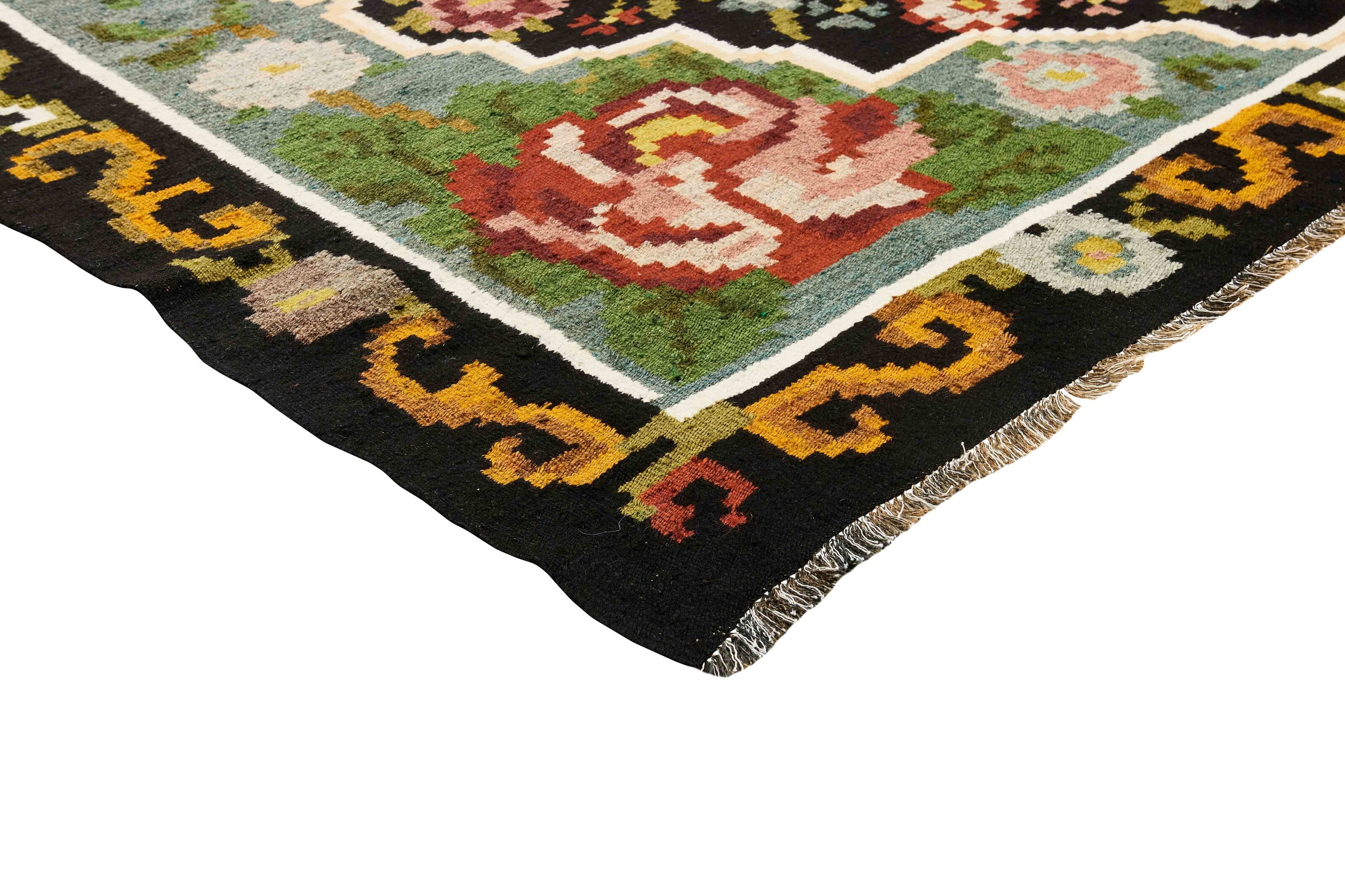 Rose Kilim Old