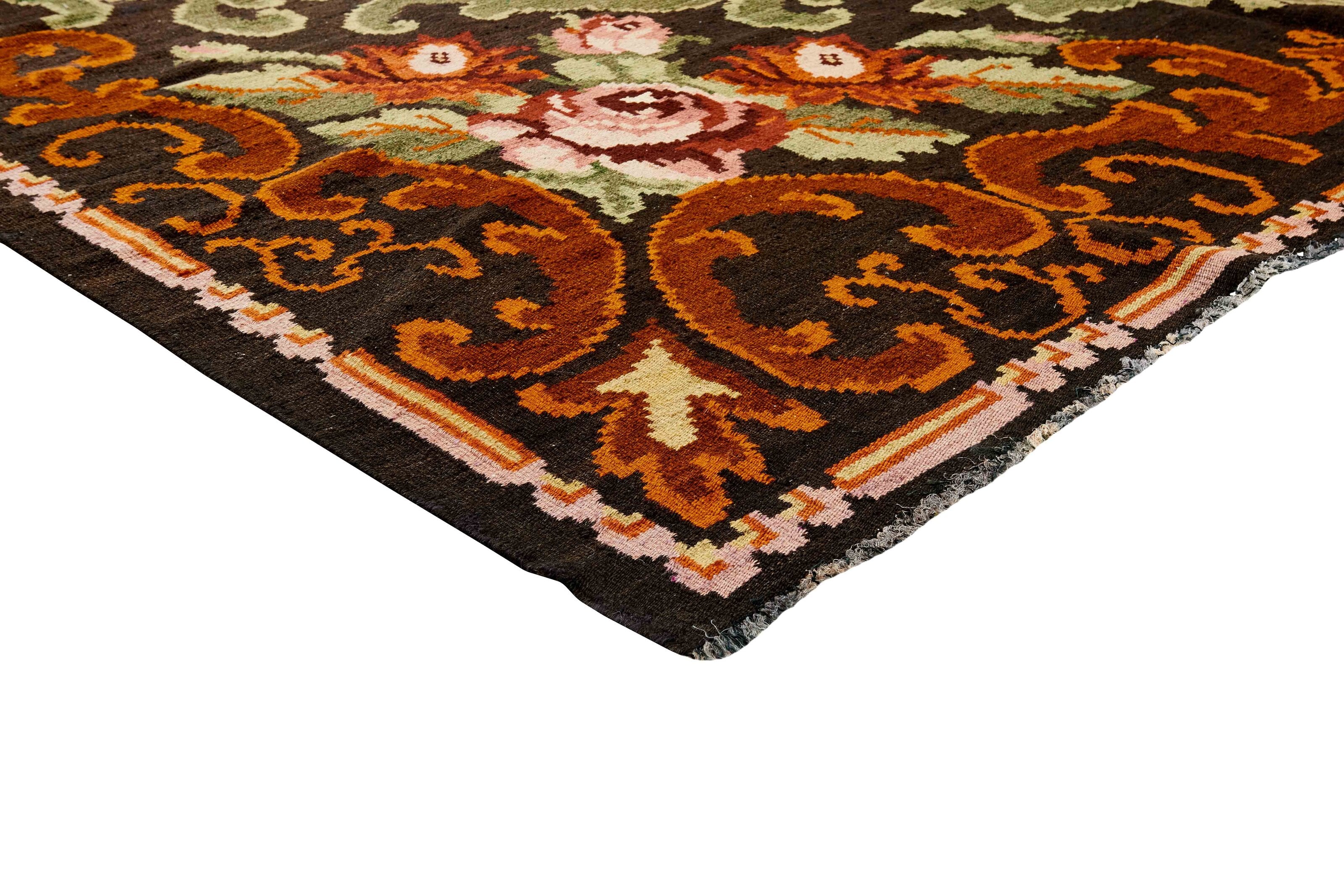 Rose Kilim Old