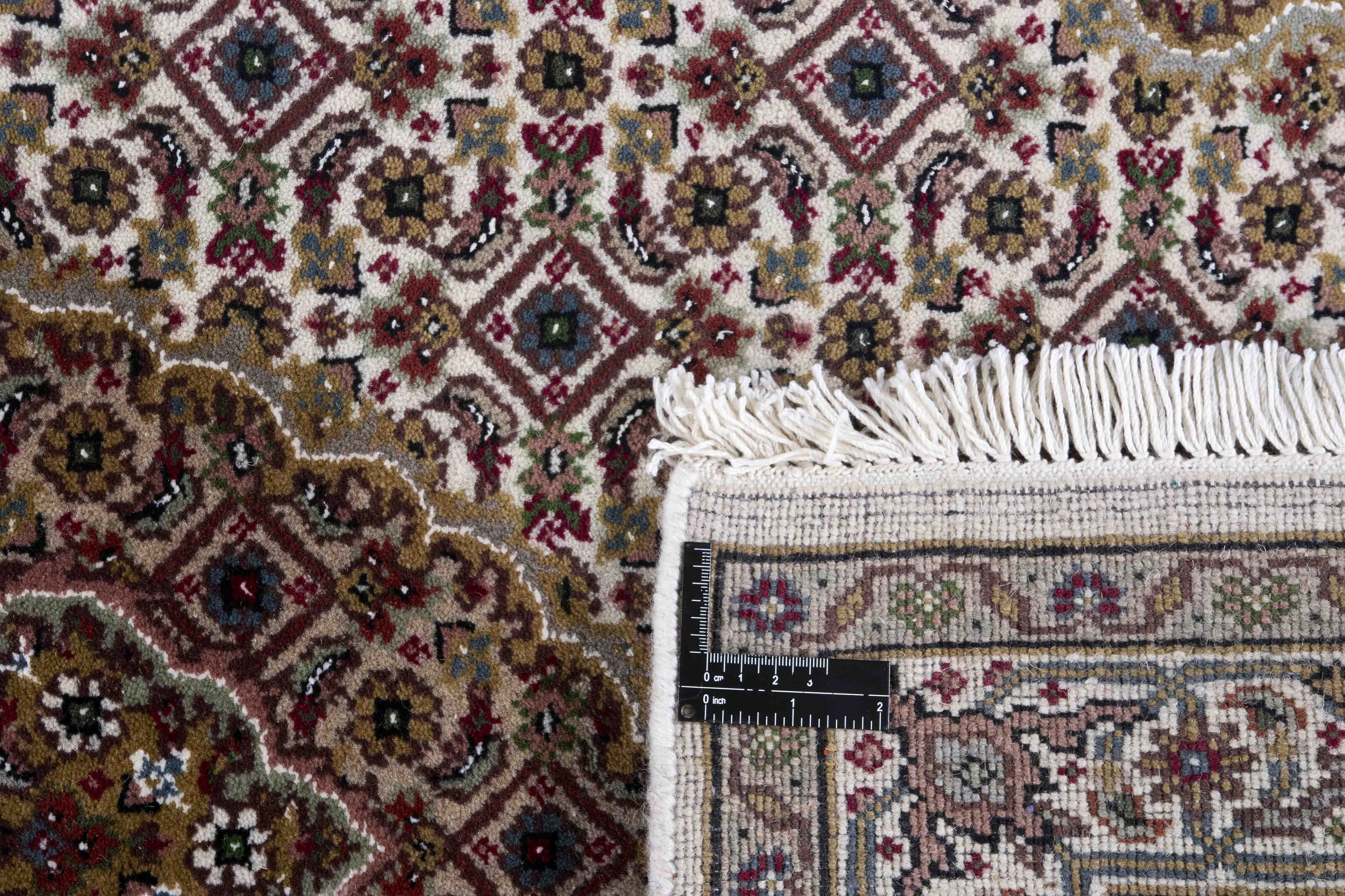 Tabriz Indi 1483606