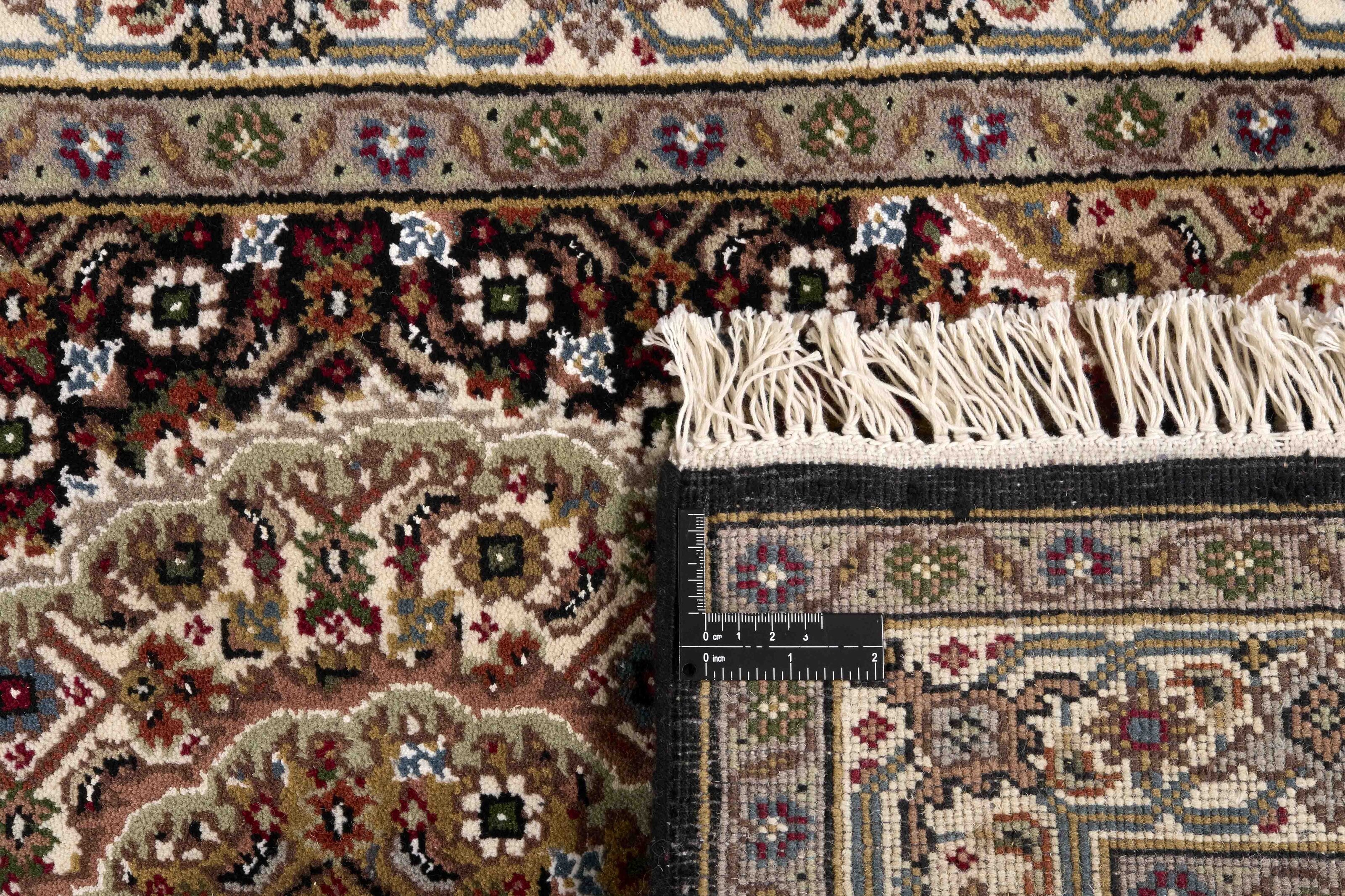 Tabriz Indi Runner 1483717