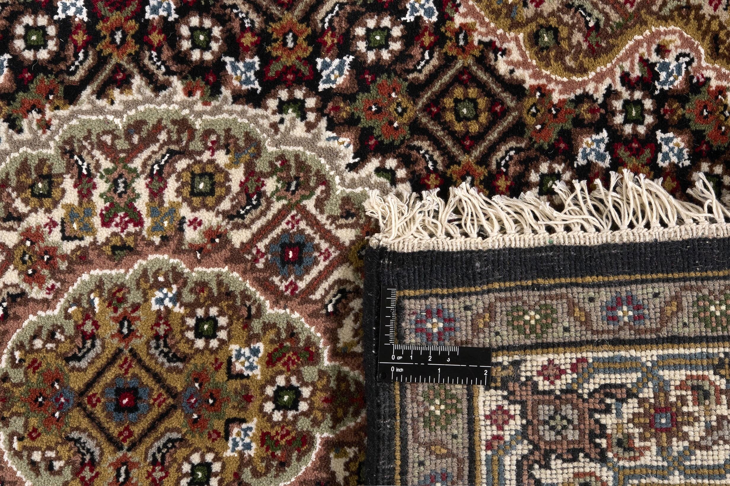 Tabriz Indi Runner 1483736