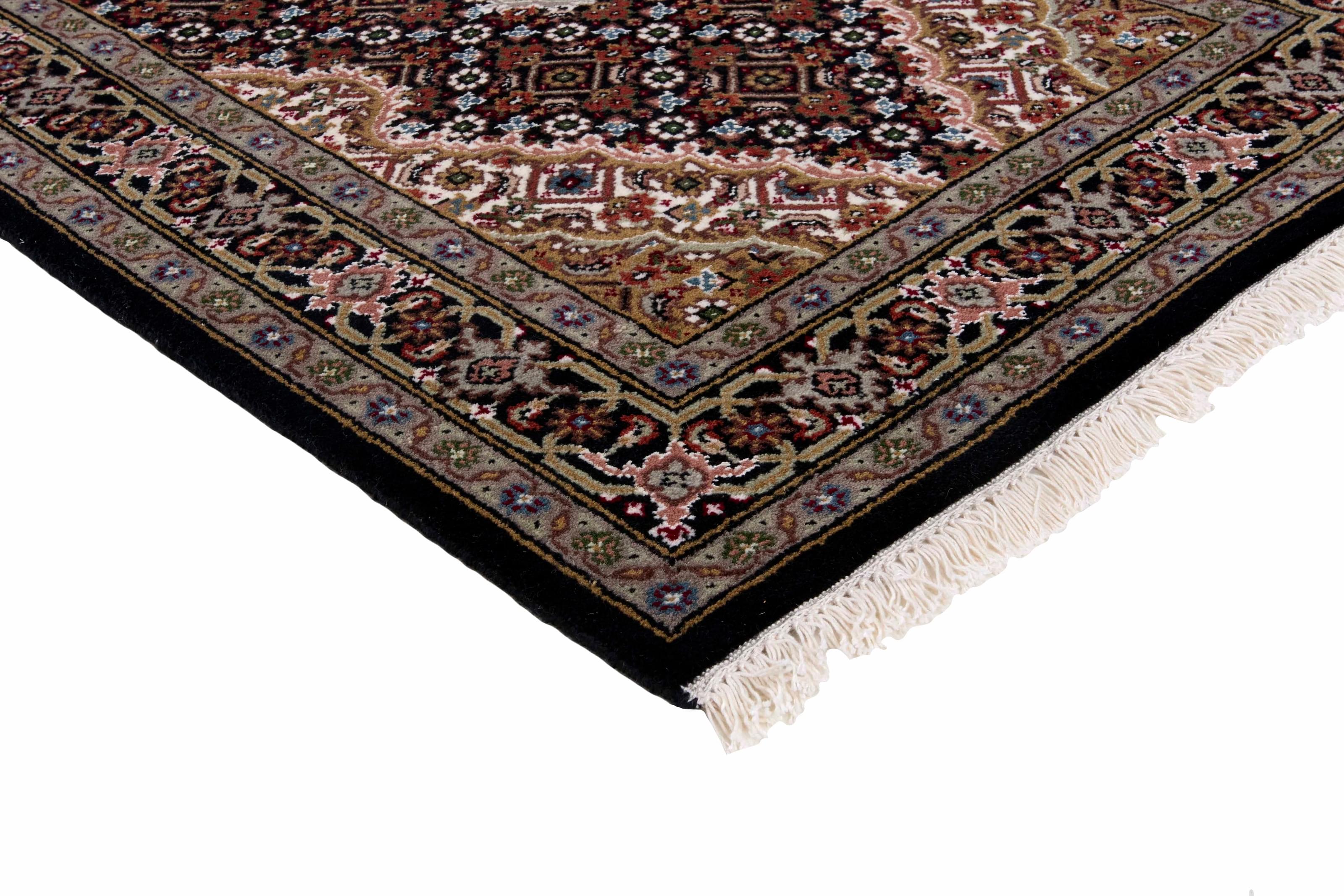 Tabriz Indi Runner 1483746