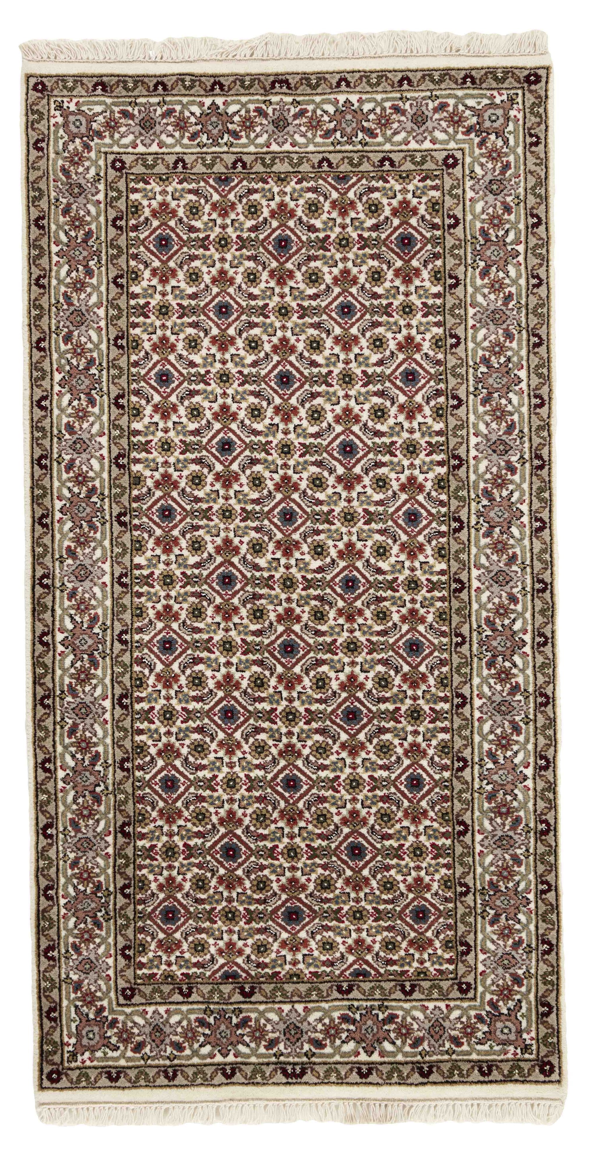 Tabriz Indi 1483755