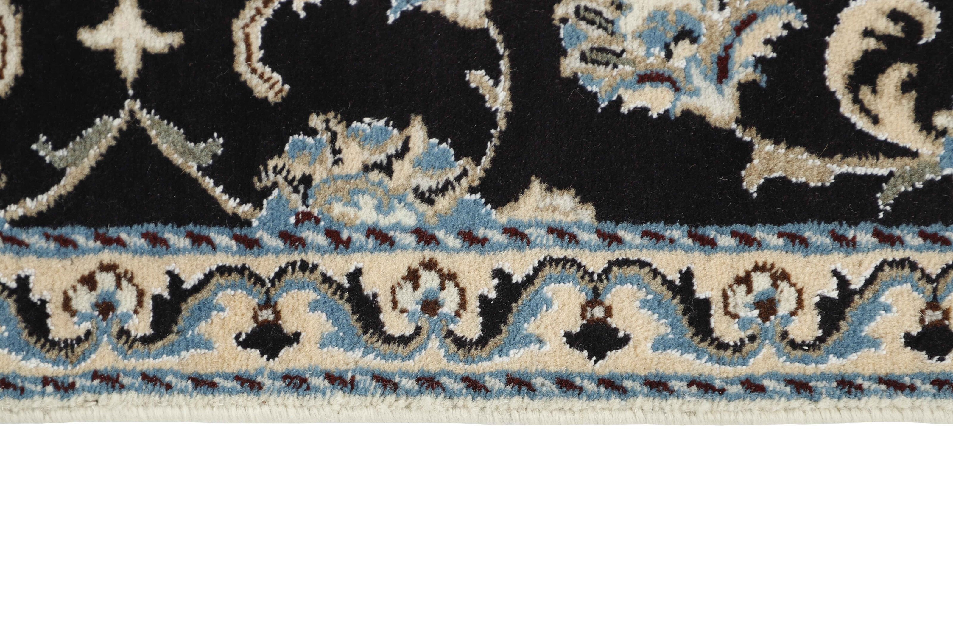 Nain Kashmar Runner 1485800