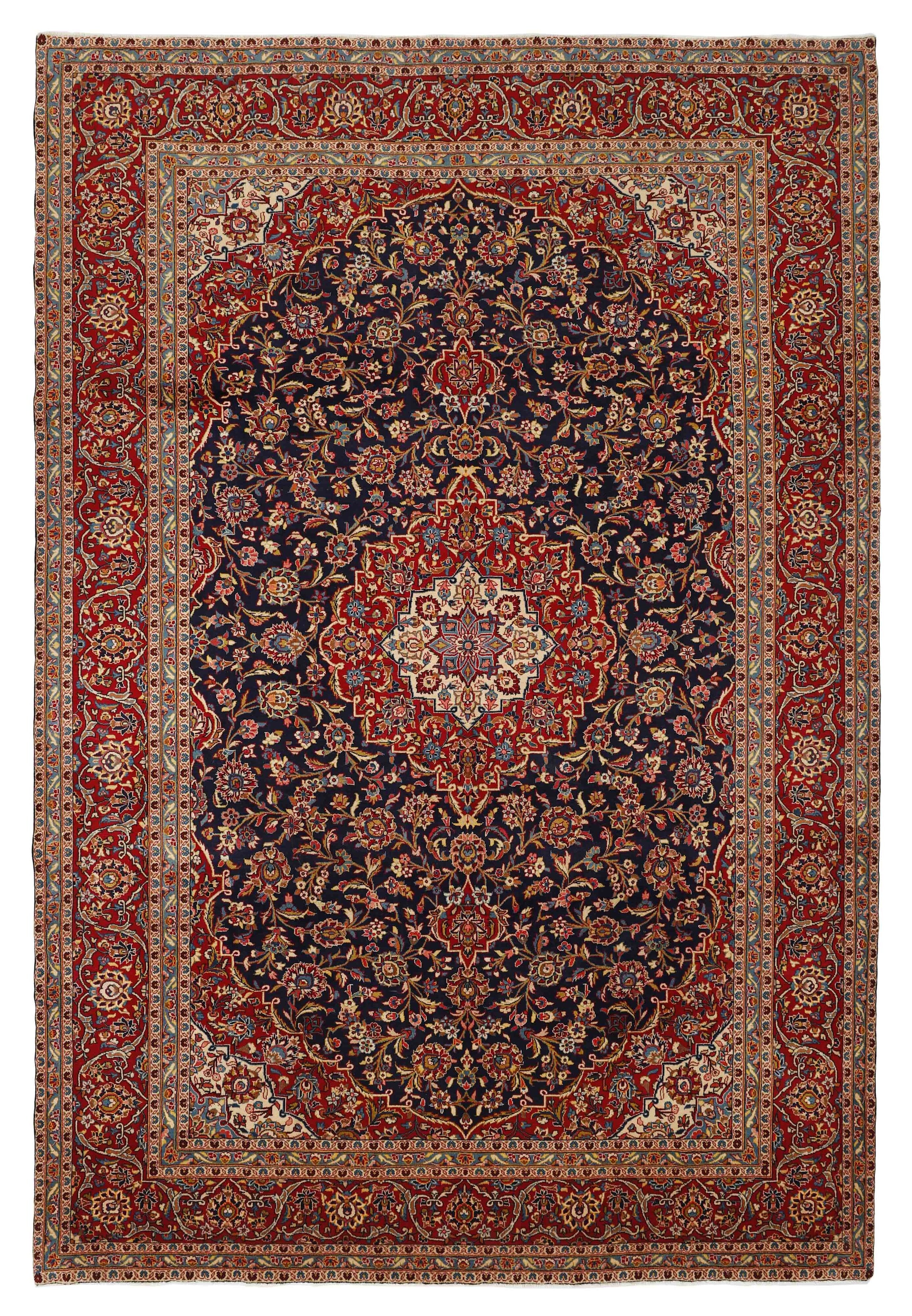 Traditional bordered Keshan rug with red background