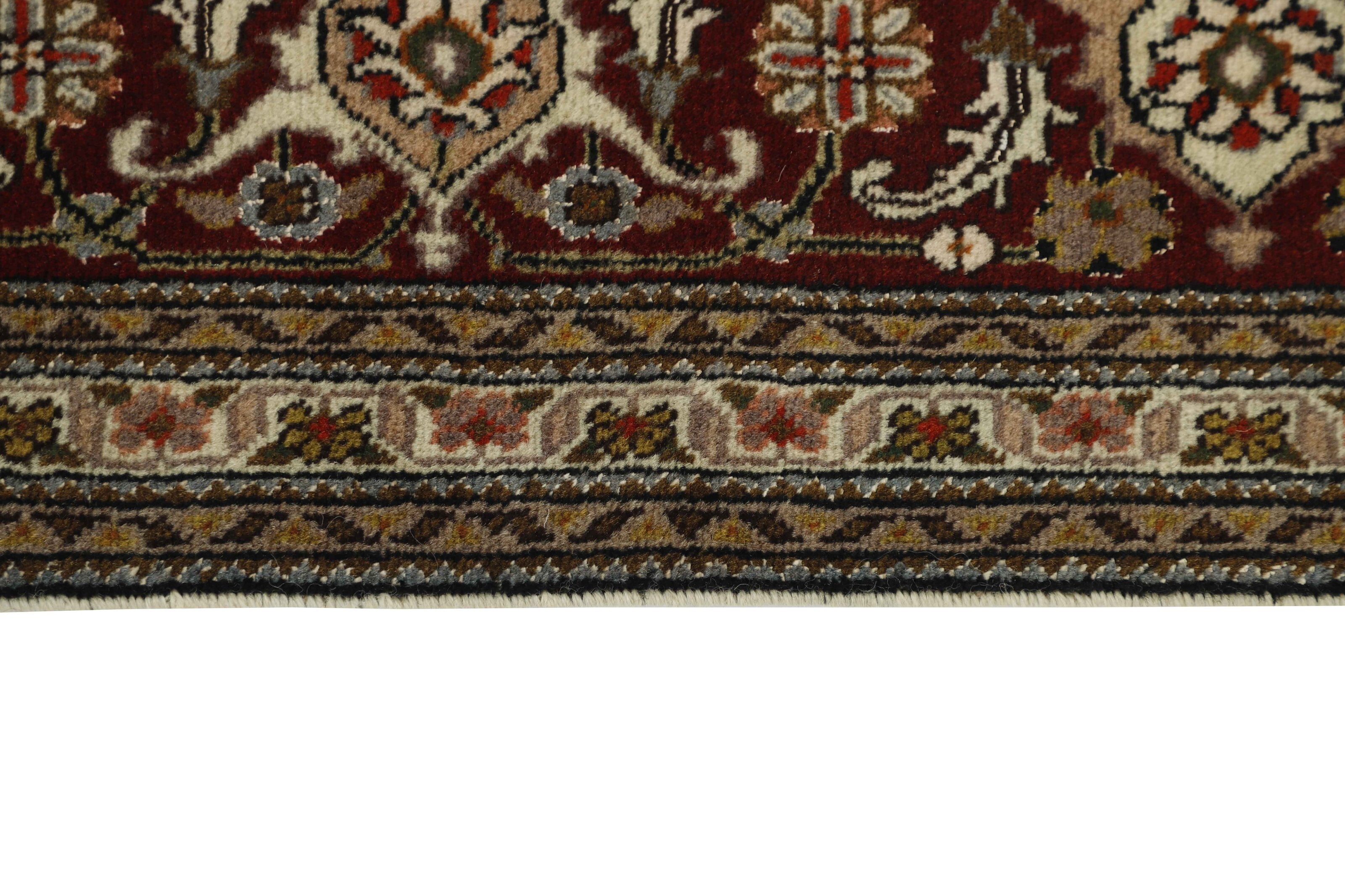 Tabriz 40 Mahi 1492987
